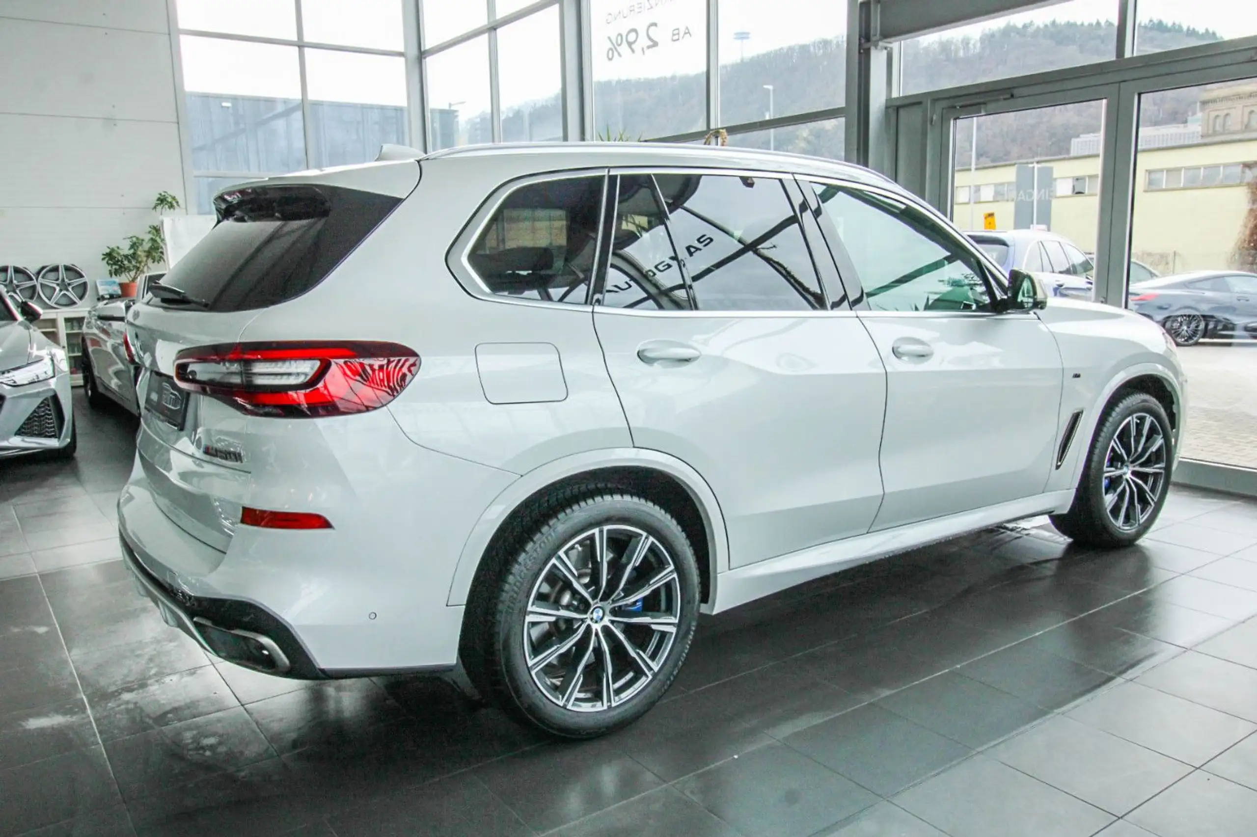 BMW - X5 M