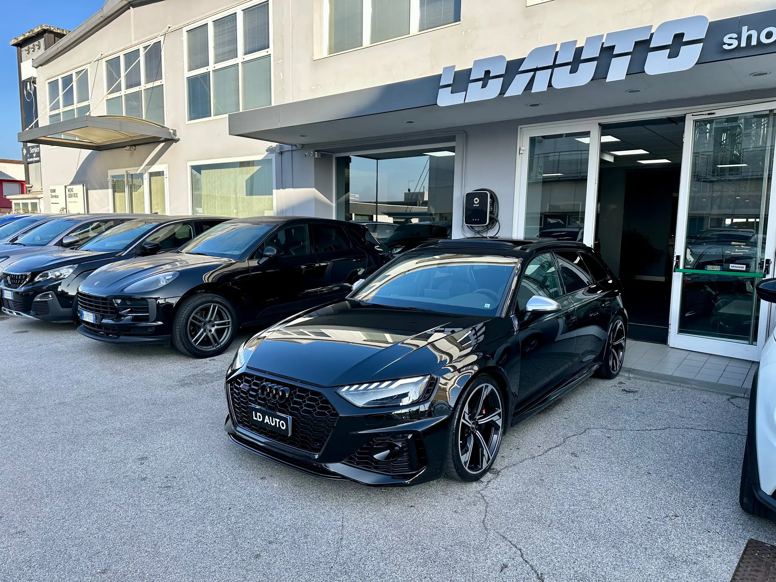 Audi - RS4