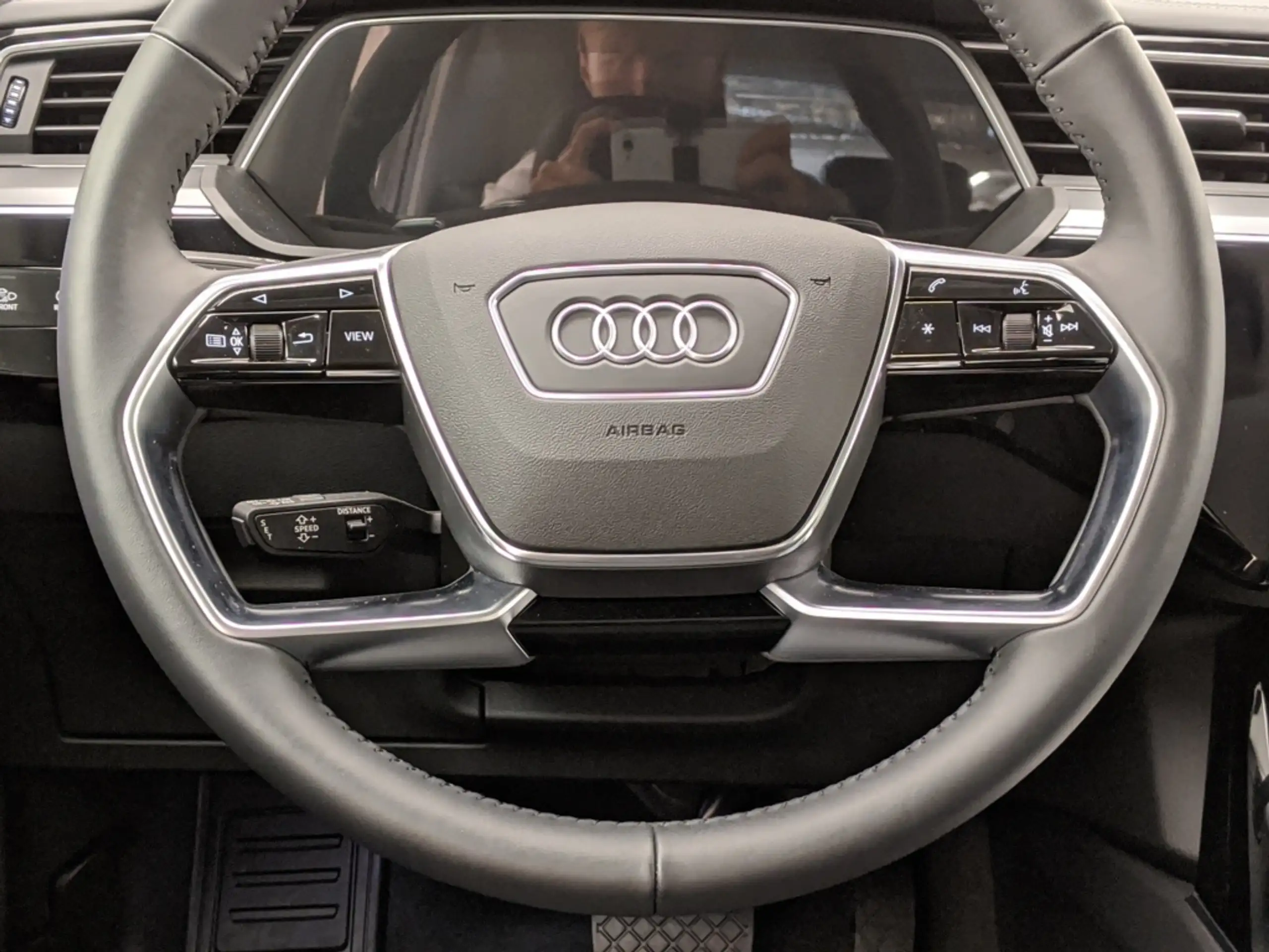 Audi - e-tron