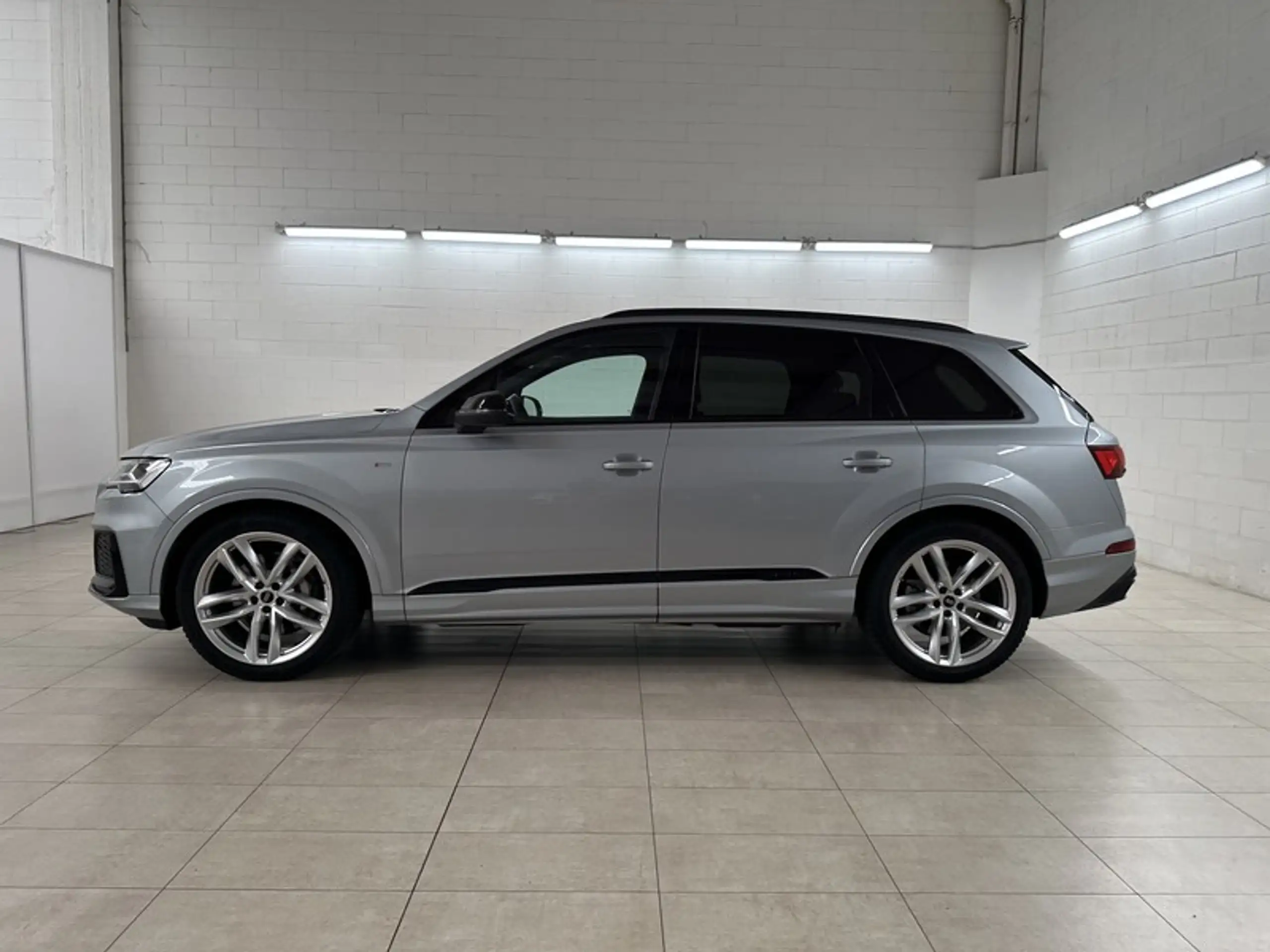 Audi - Q7