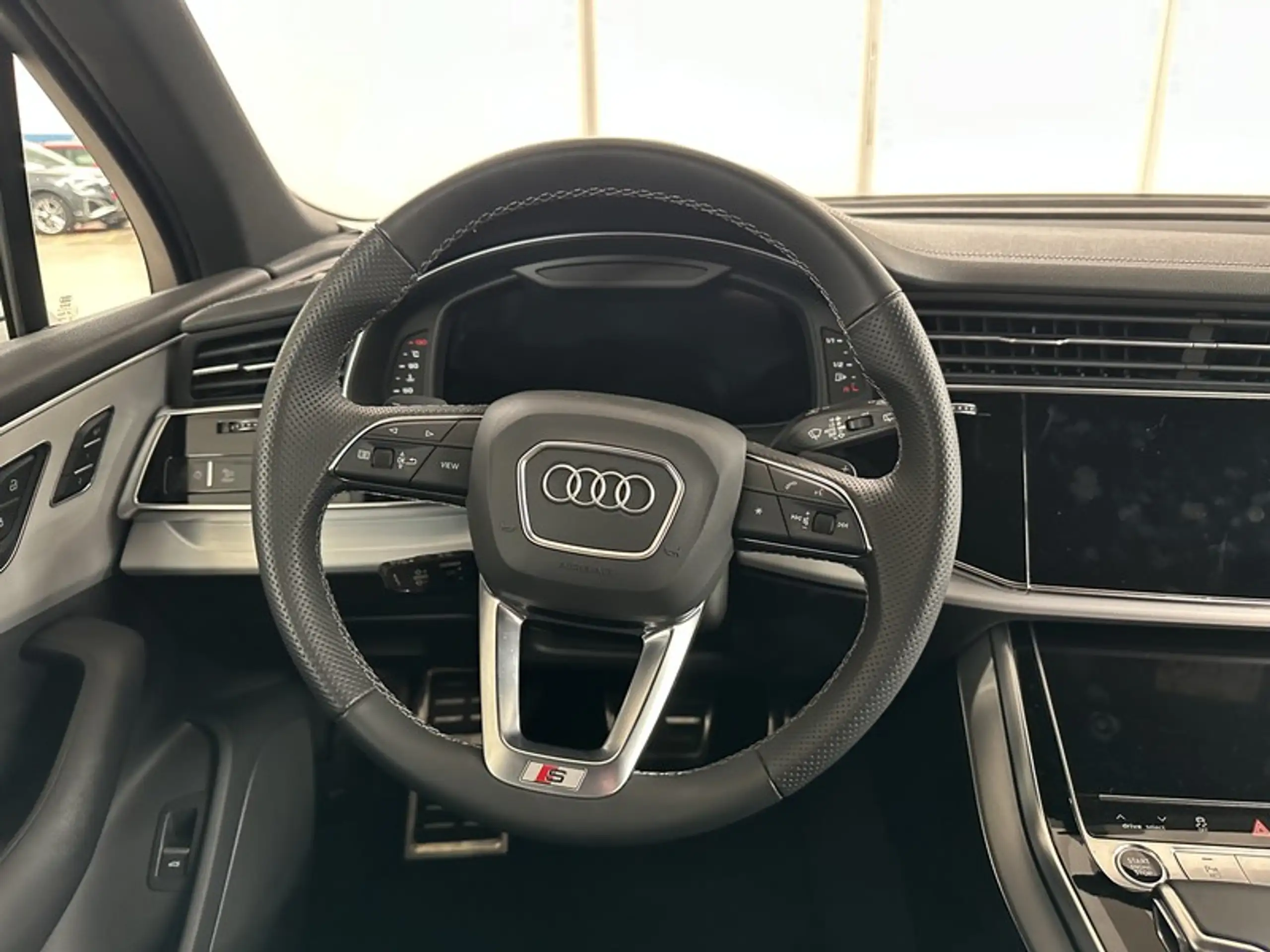 Audi - Q7