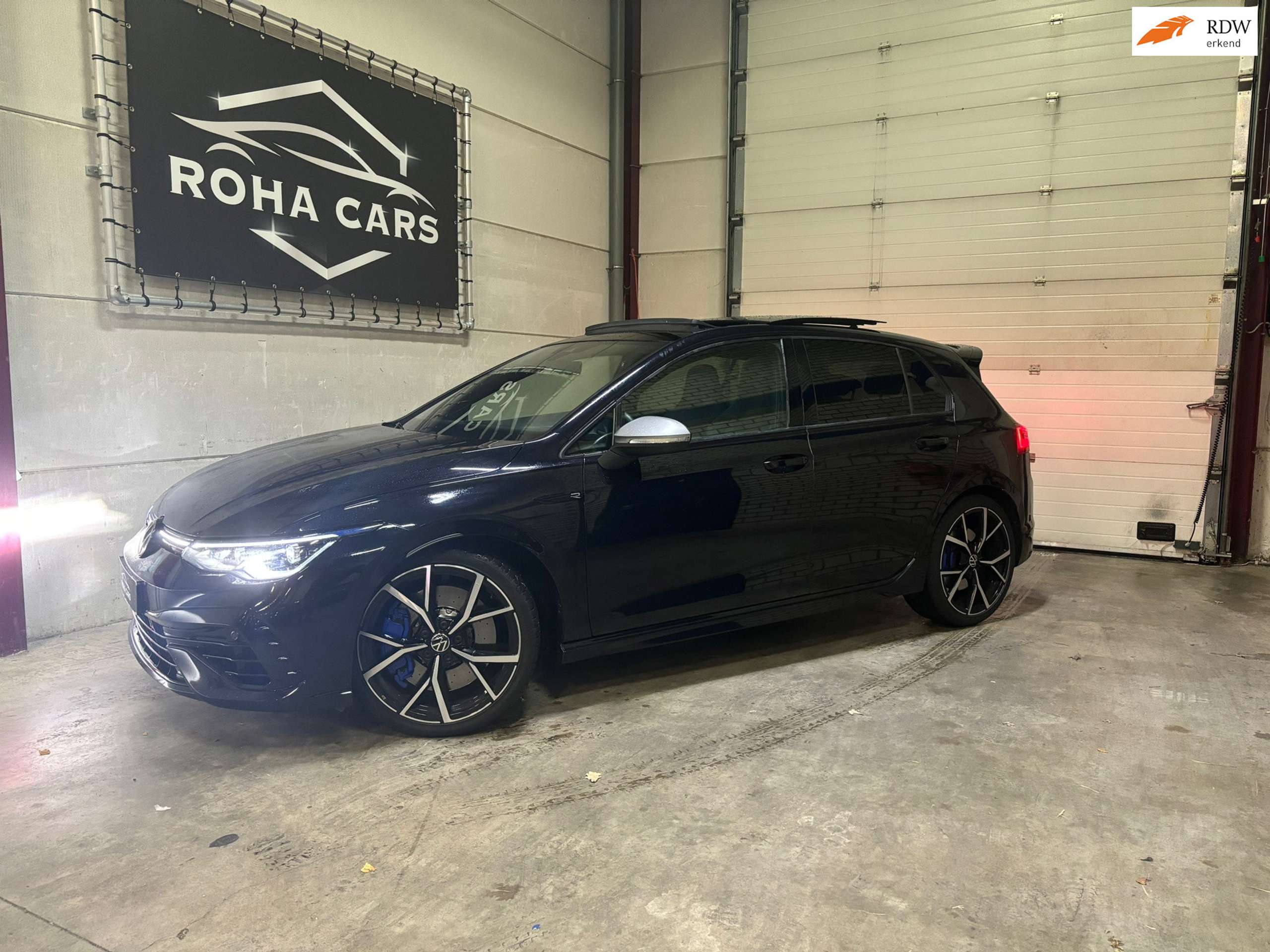 Volkswagen - Golf