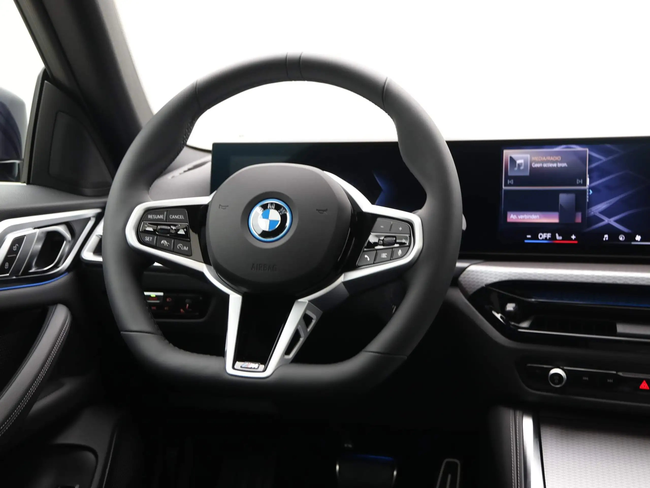 BMW - i4