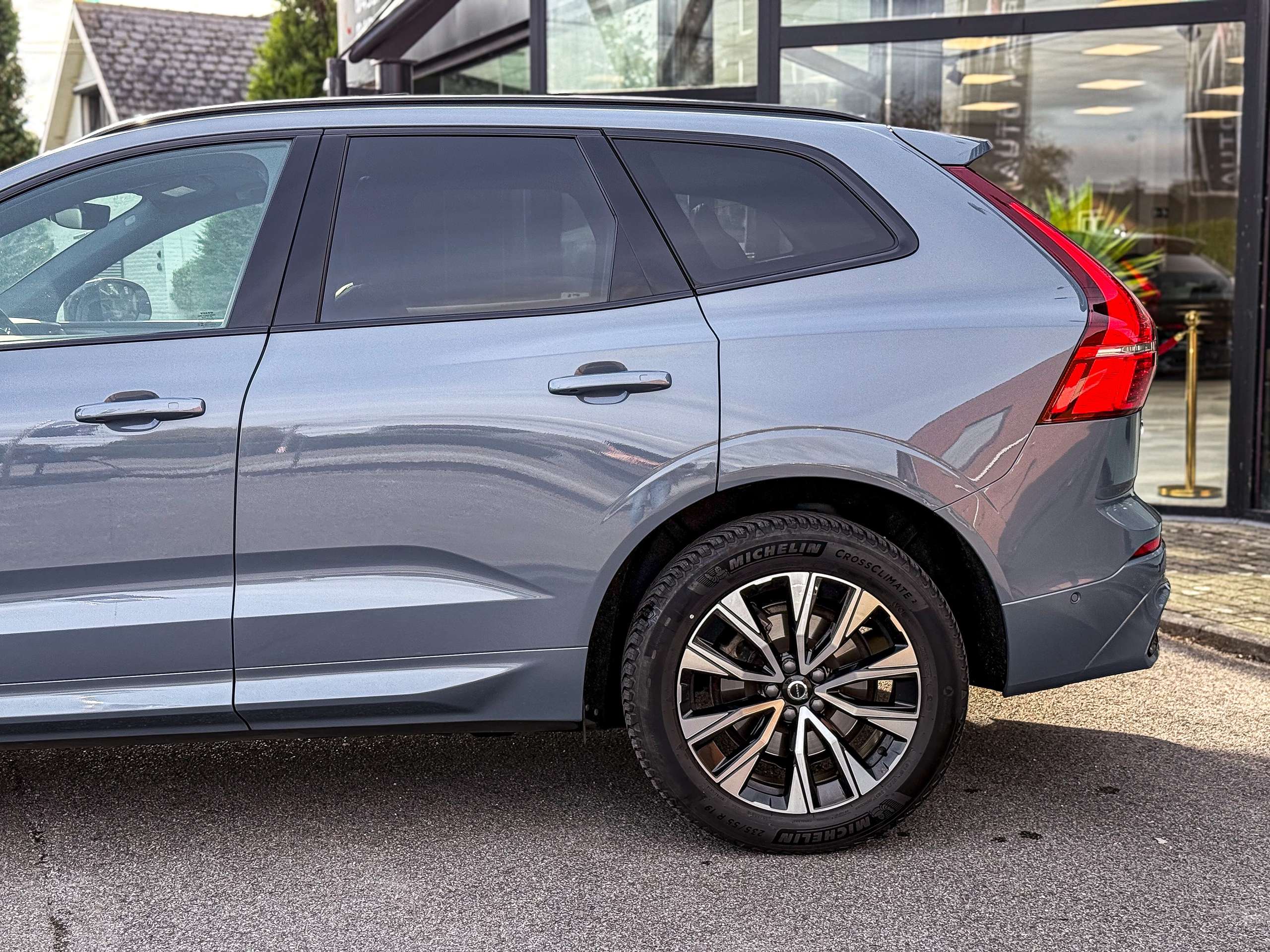 Volvo - XC60