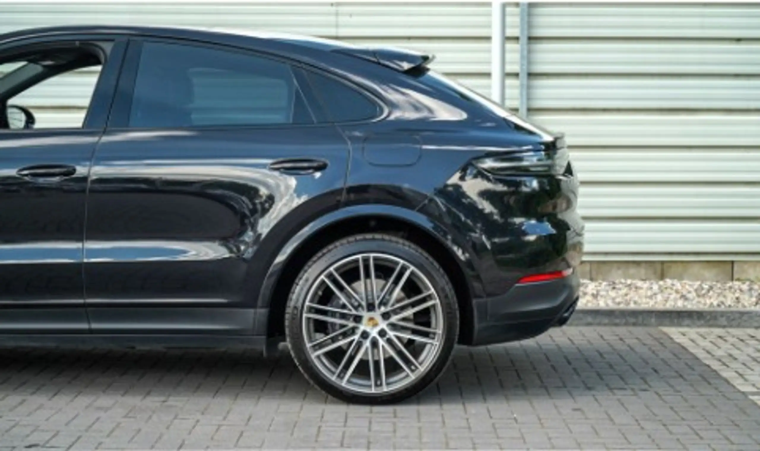 Porsche - Cayenne