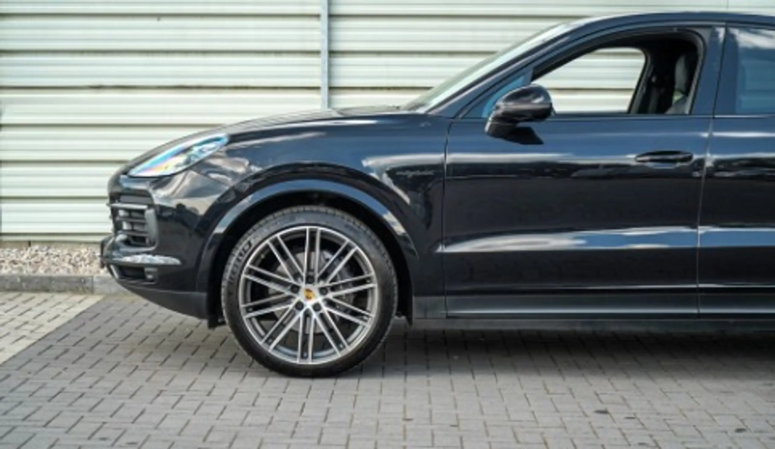 Porsche - Cayenne