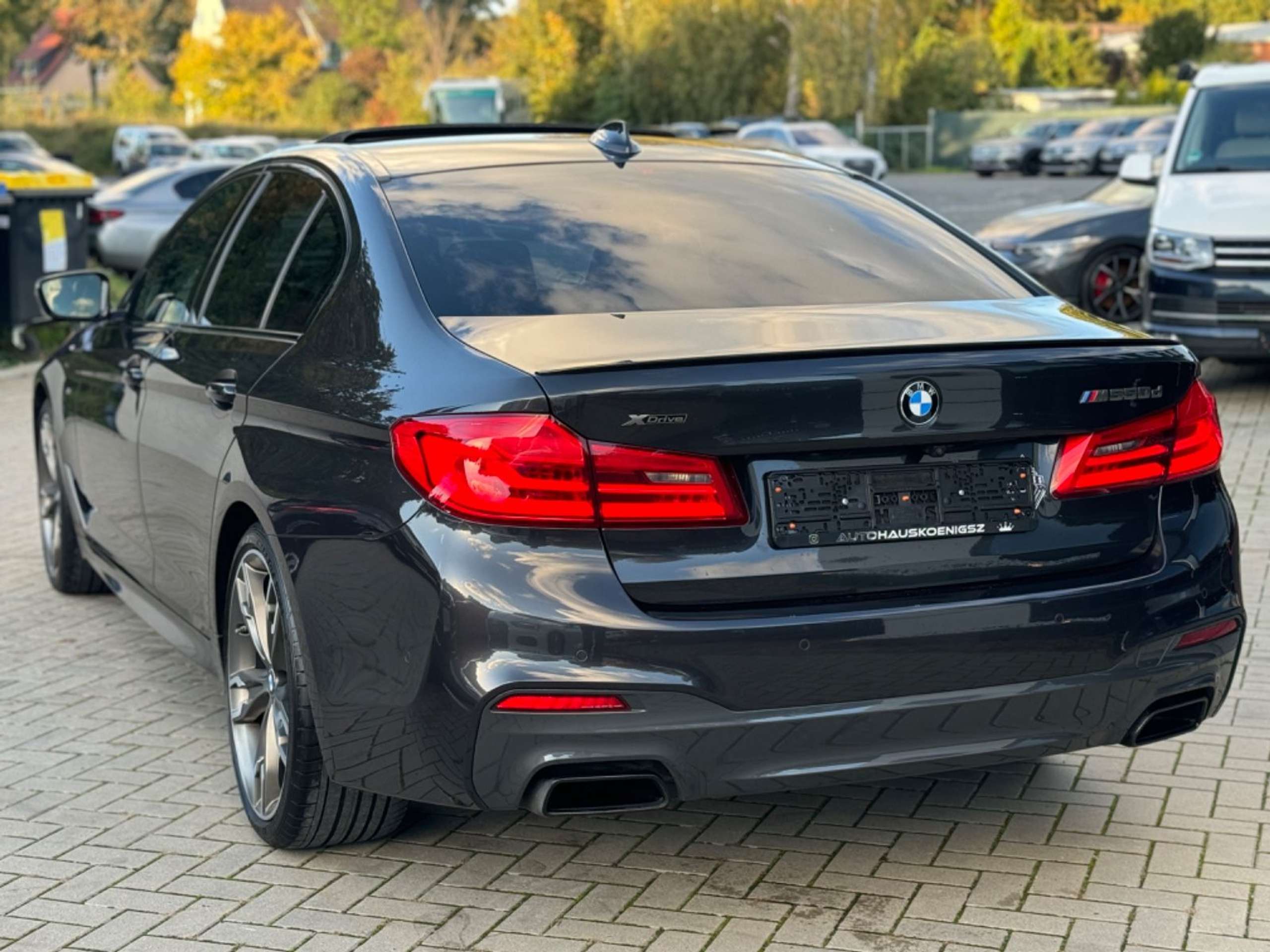 BMW - 550