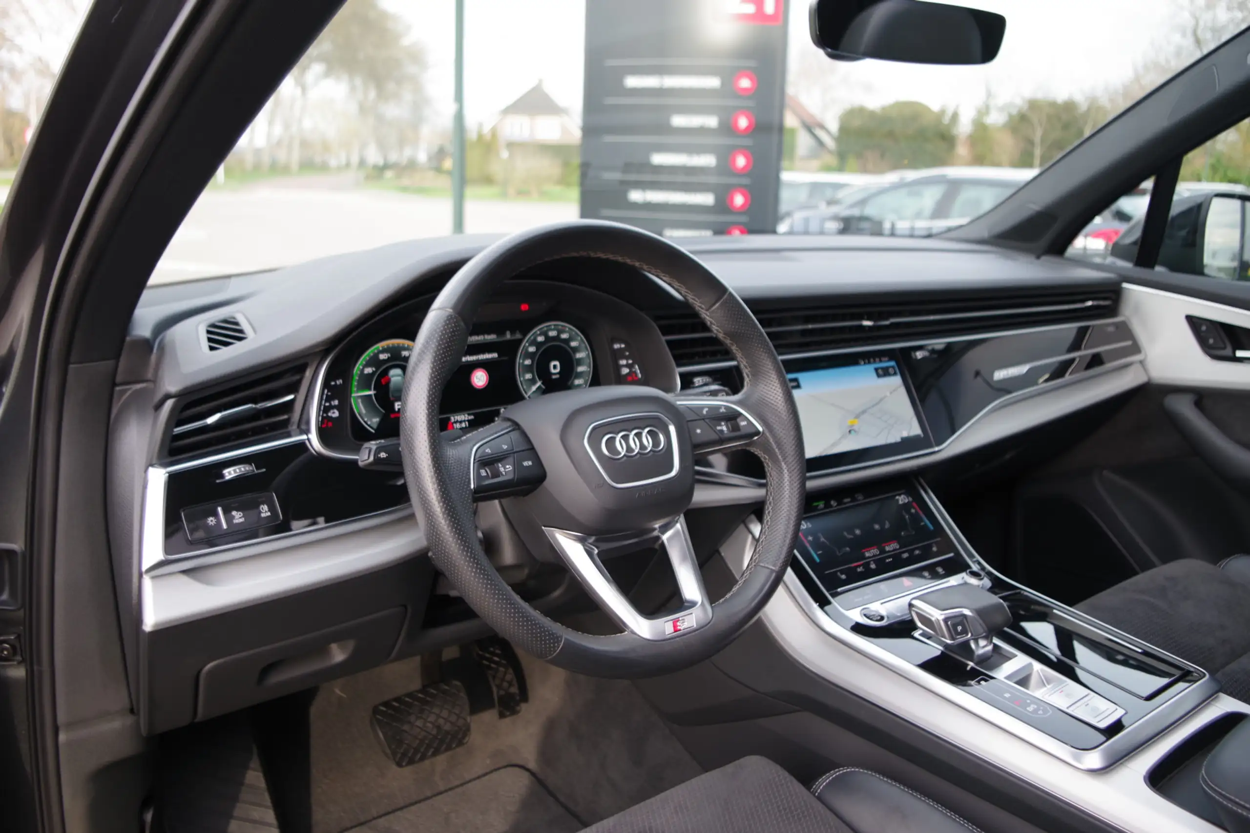 Audi - Q7