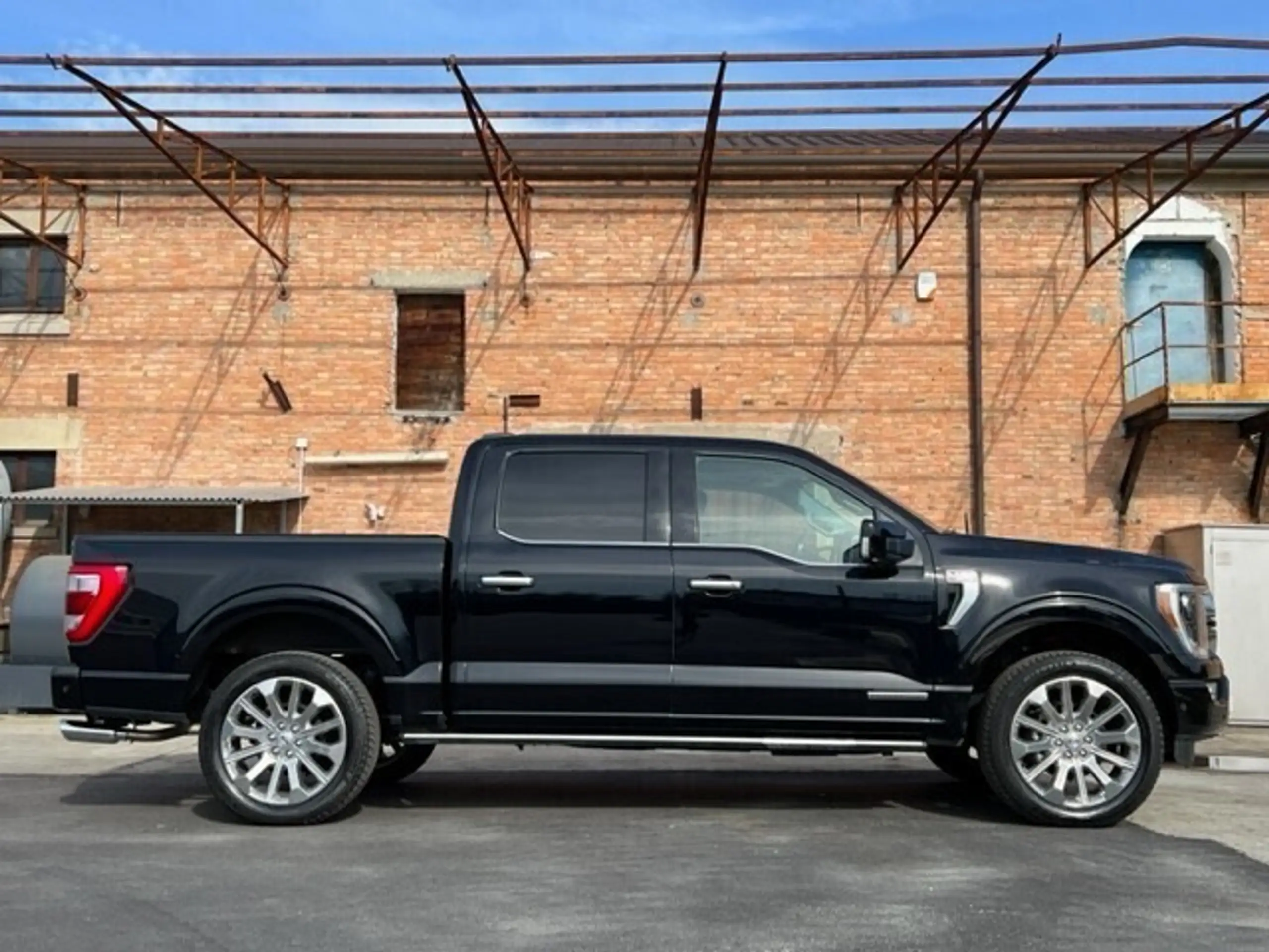 Ford - F 150