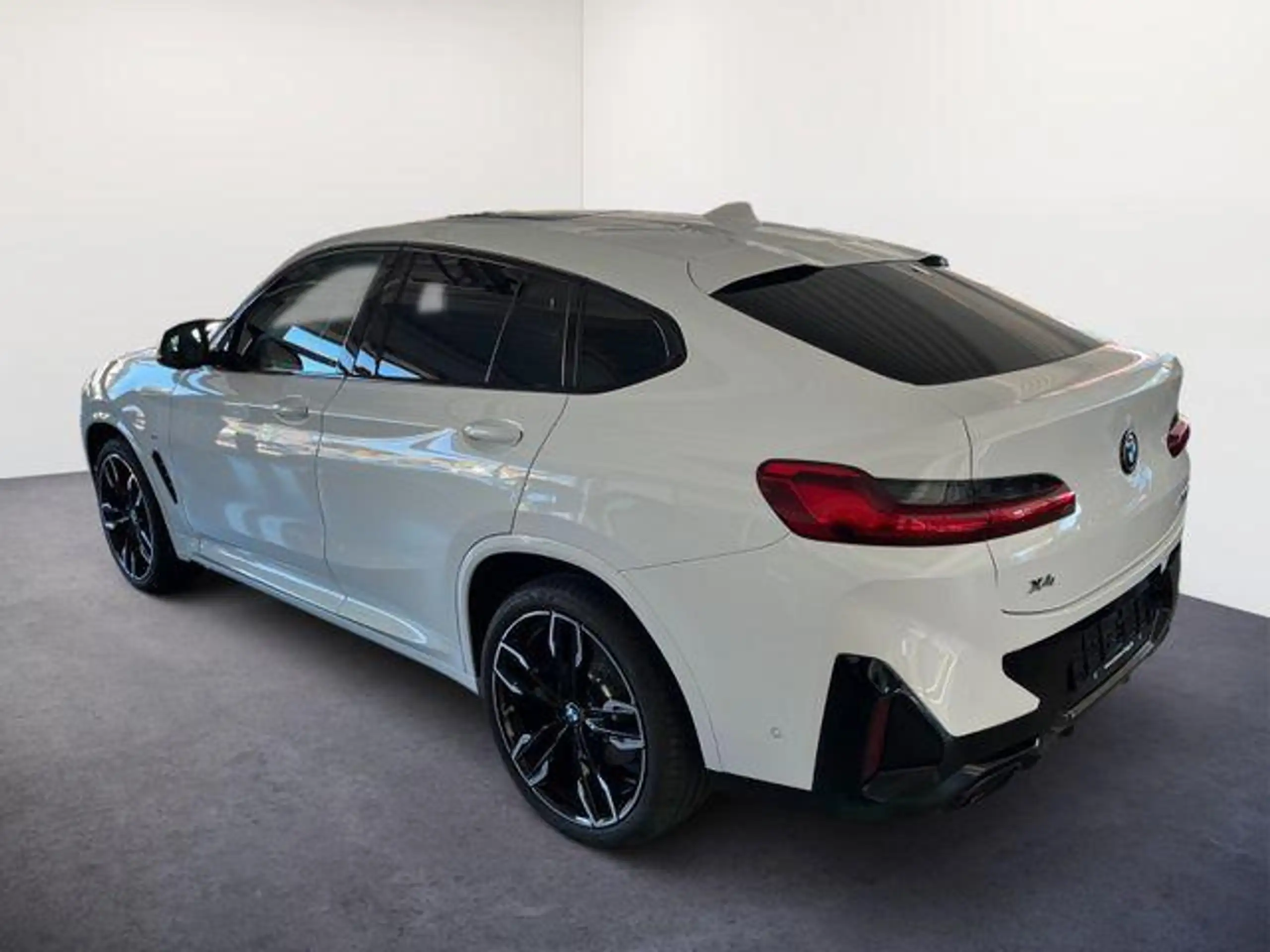 BMW - X4 M