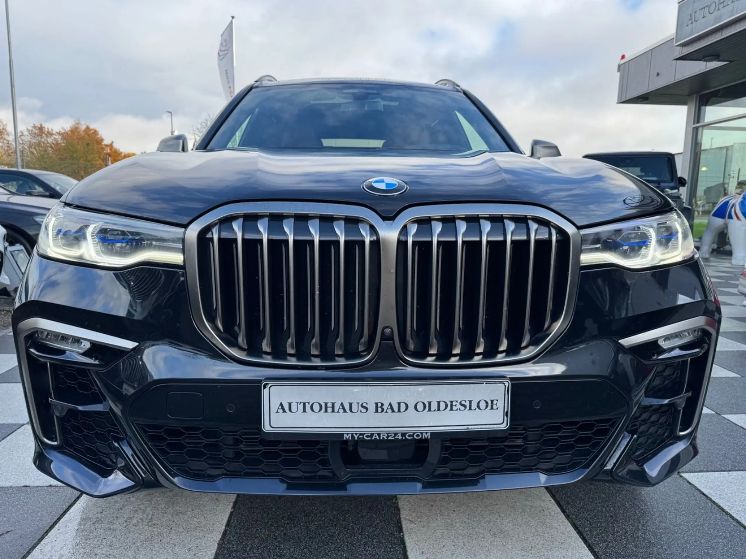 BMW - X7