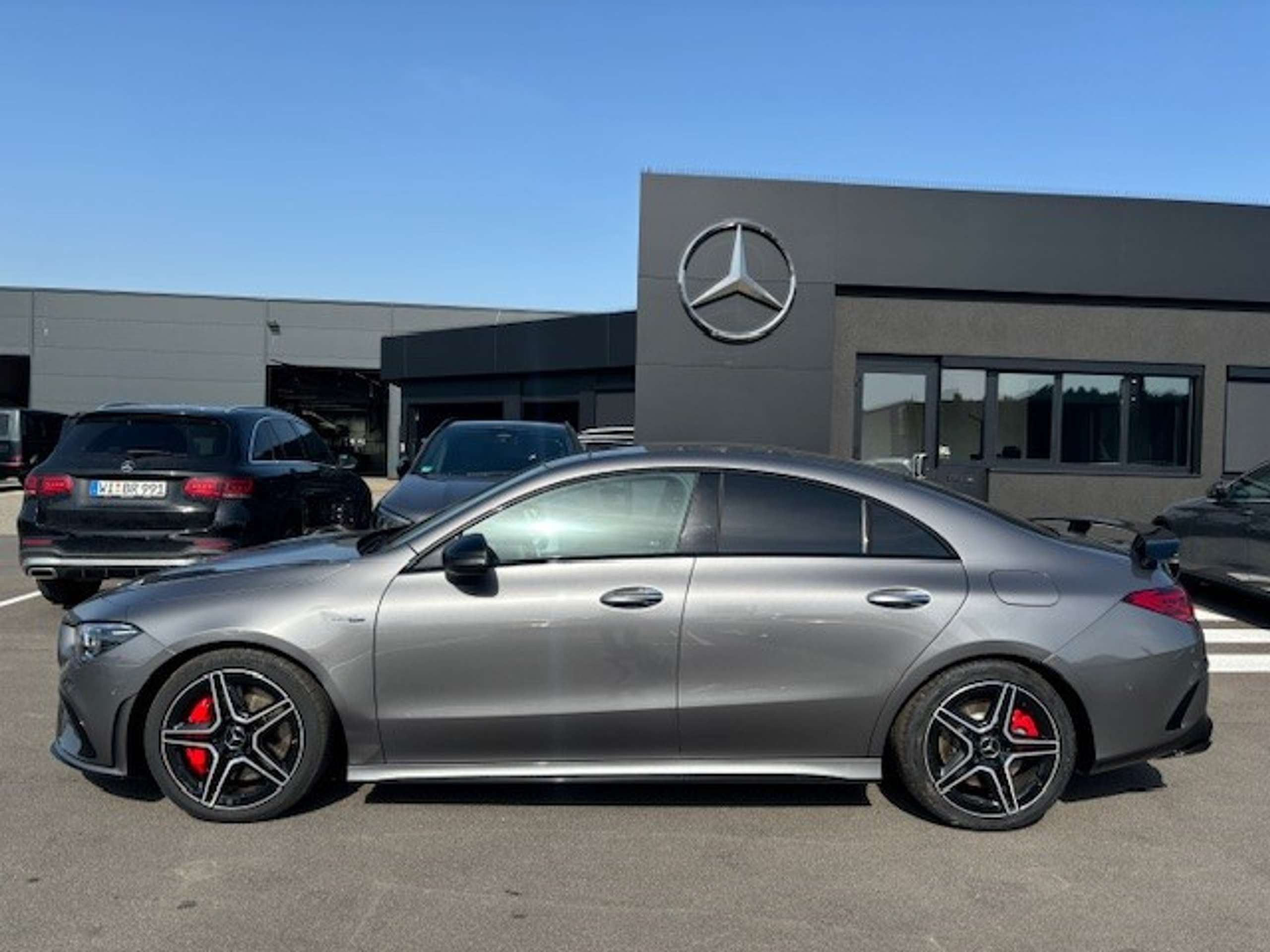 Mercedes-Benz - CLA 35 AMG