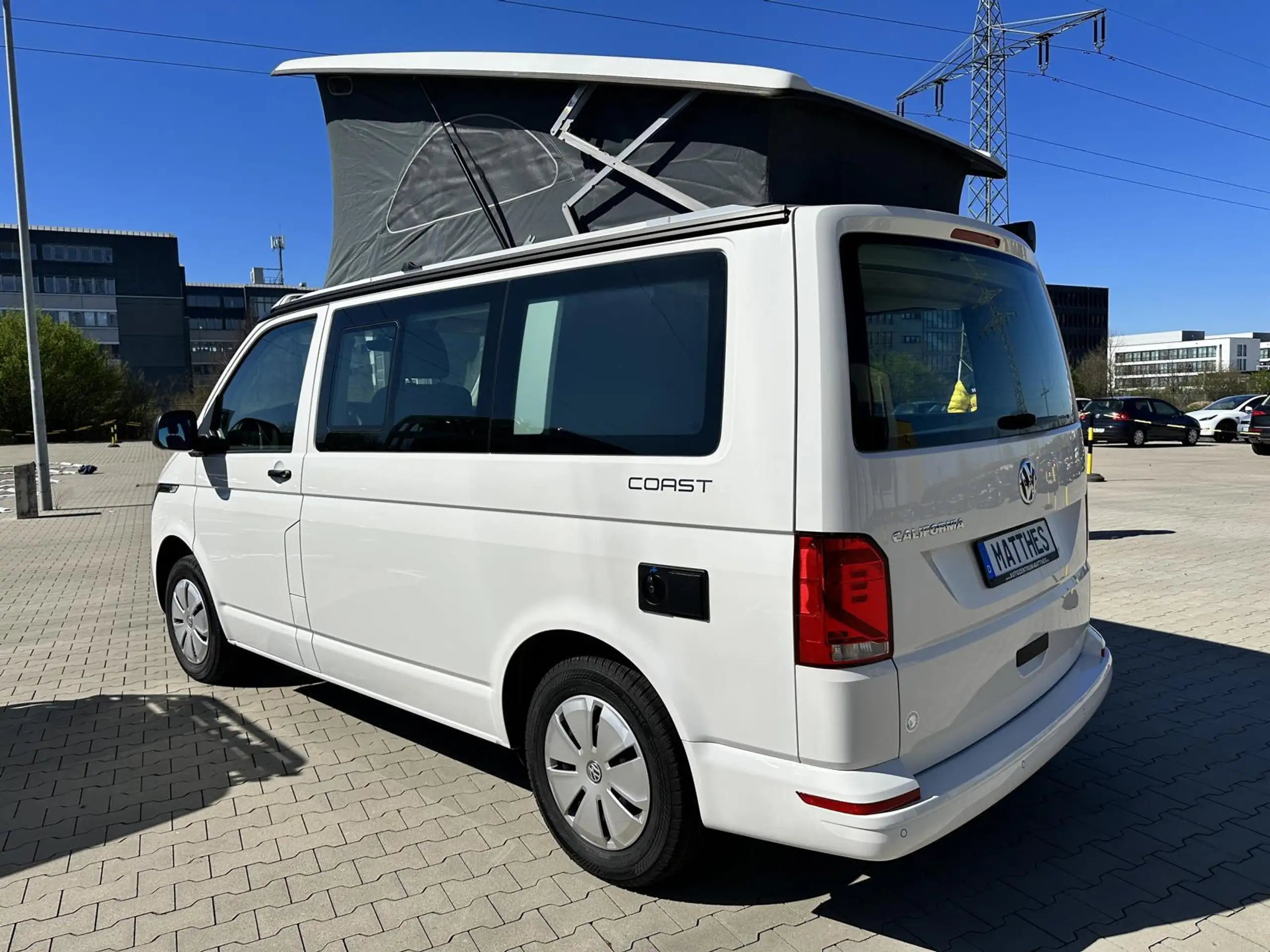 Volkswagen - T6.1 California