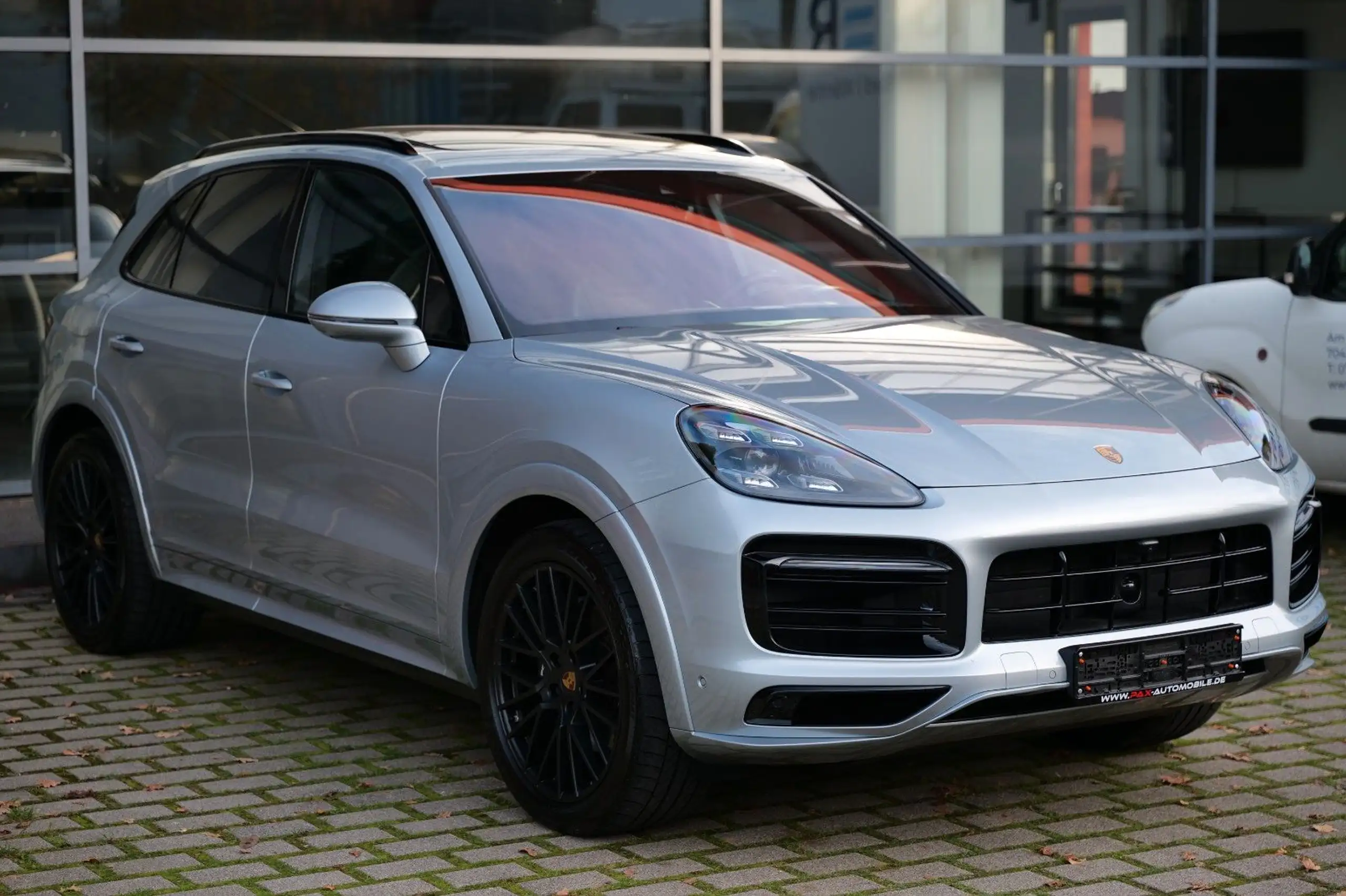 Porsche - Cayenne