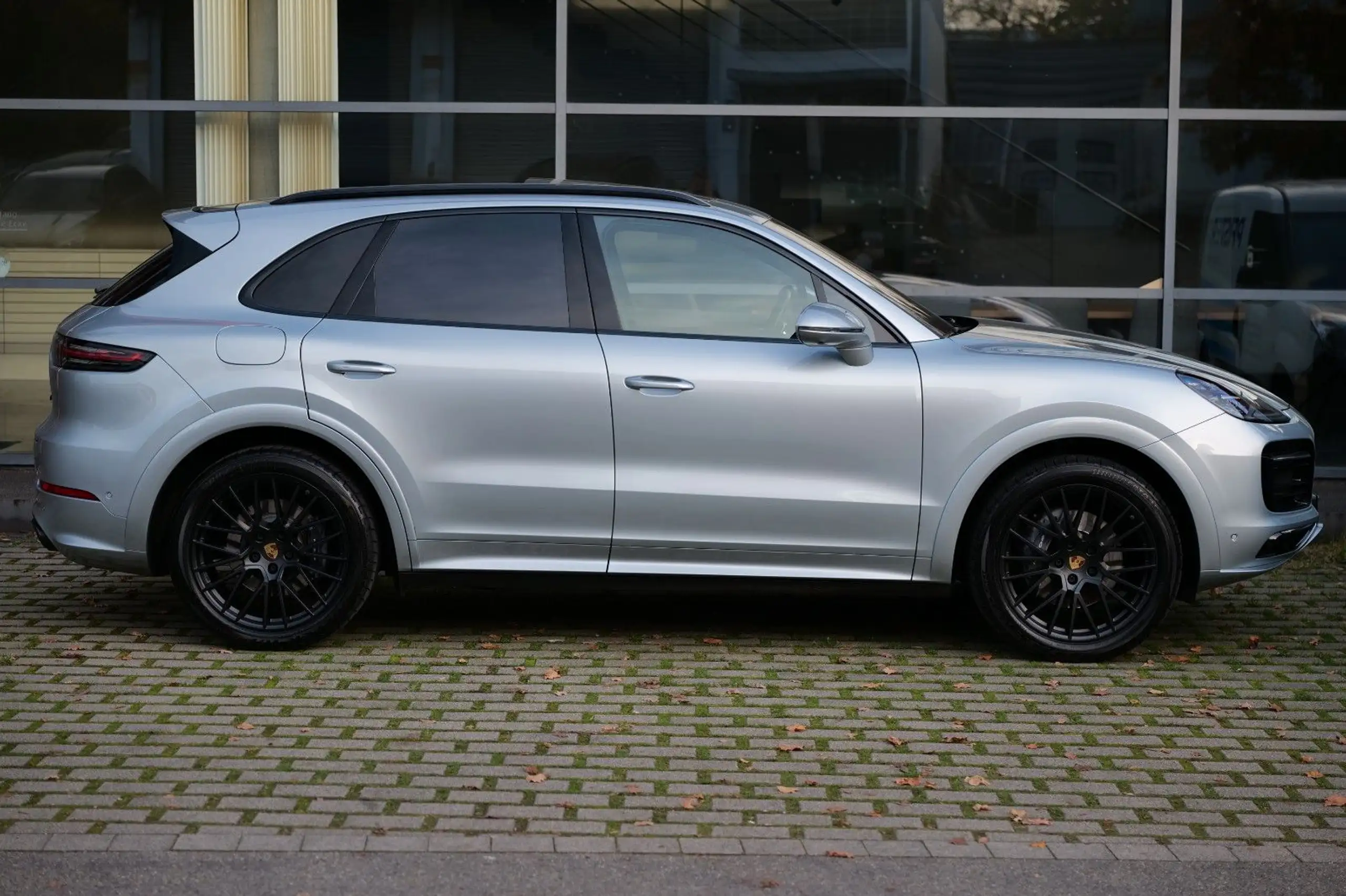 Porsche - Cayenne