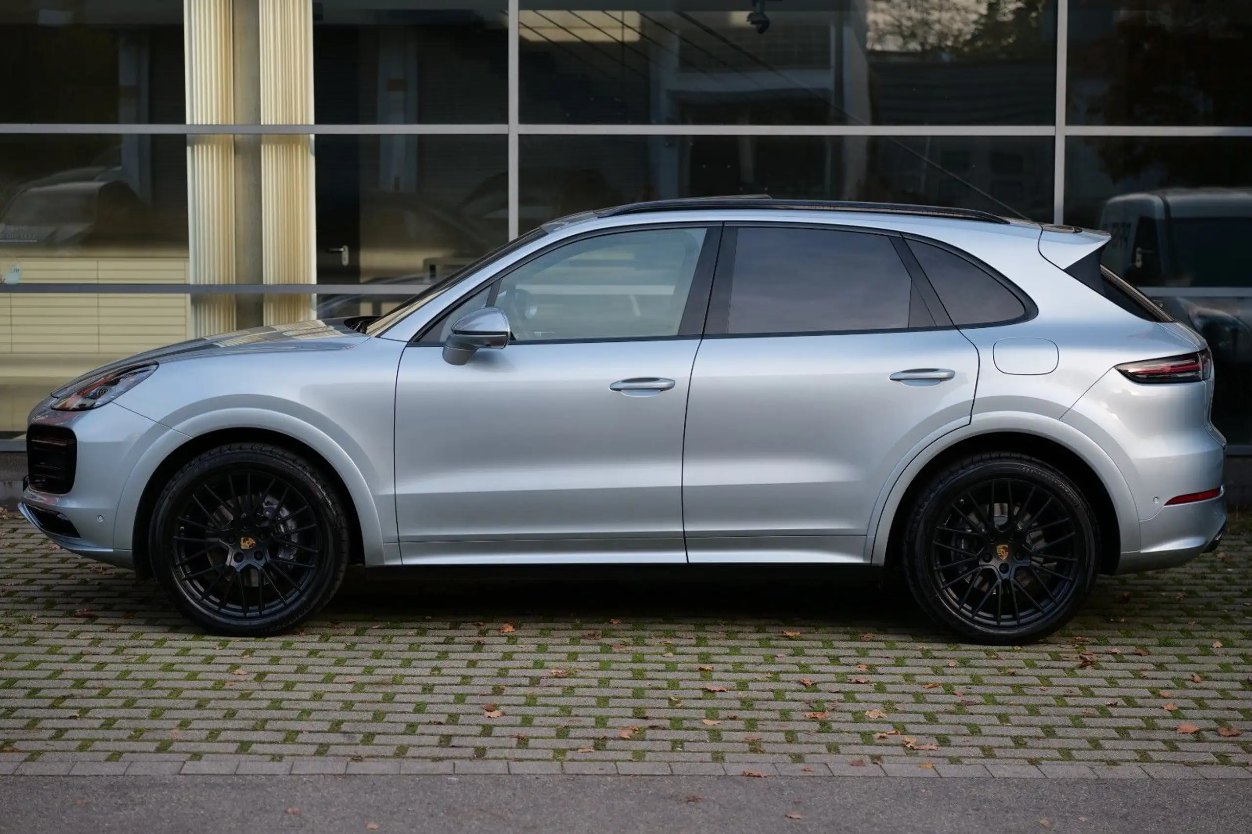 Porsche - Cayenne