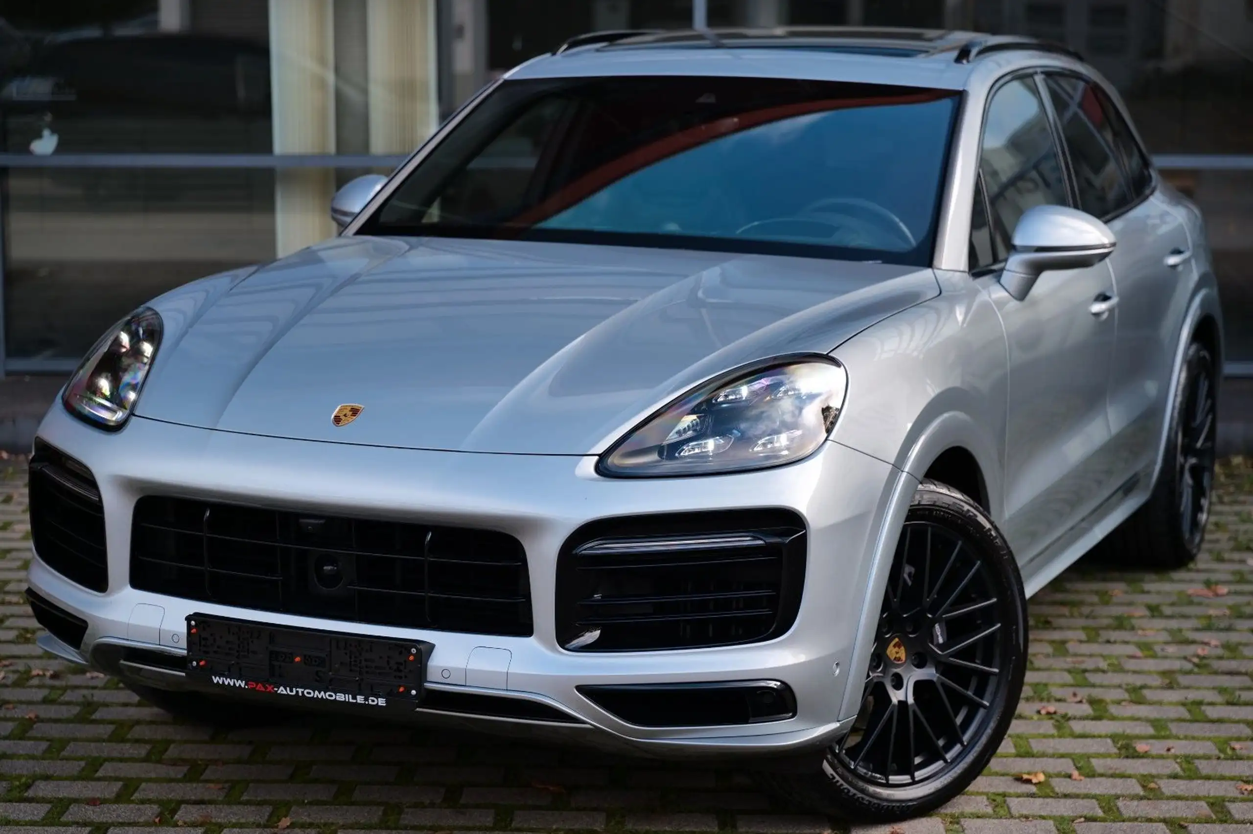 Porsche - Cayenne