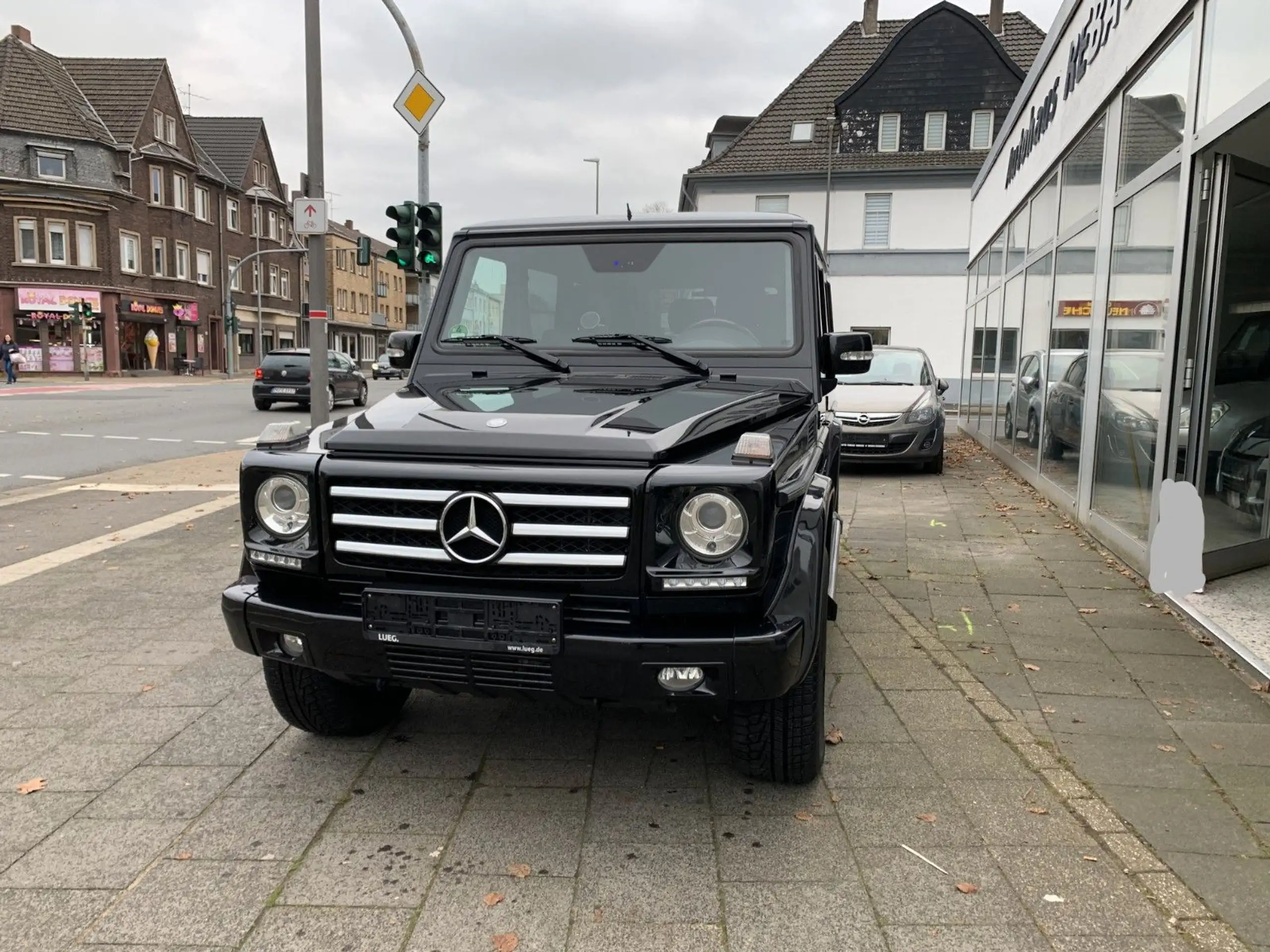 Mercedes-Benz - G 500