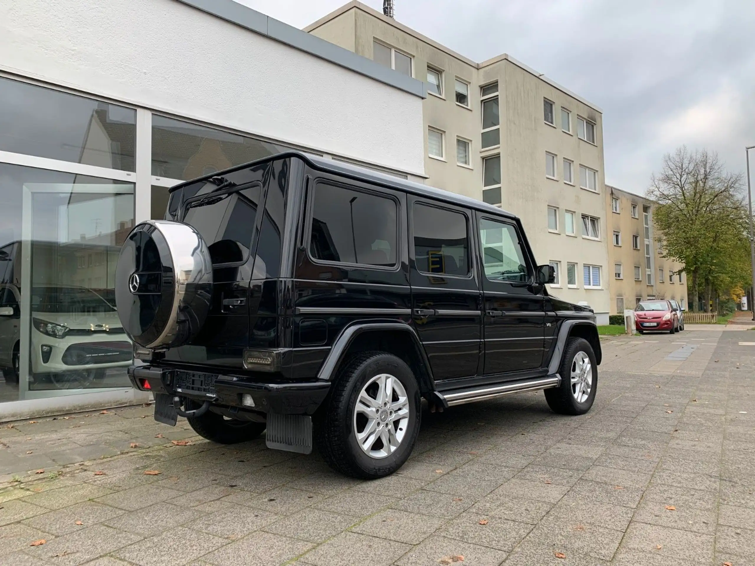 Mercedes-Benz - G 500