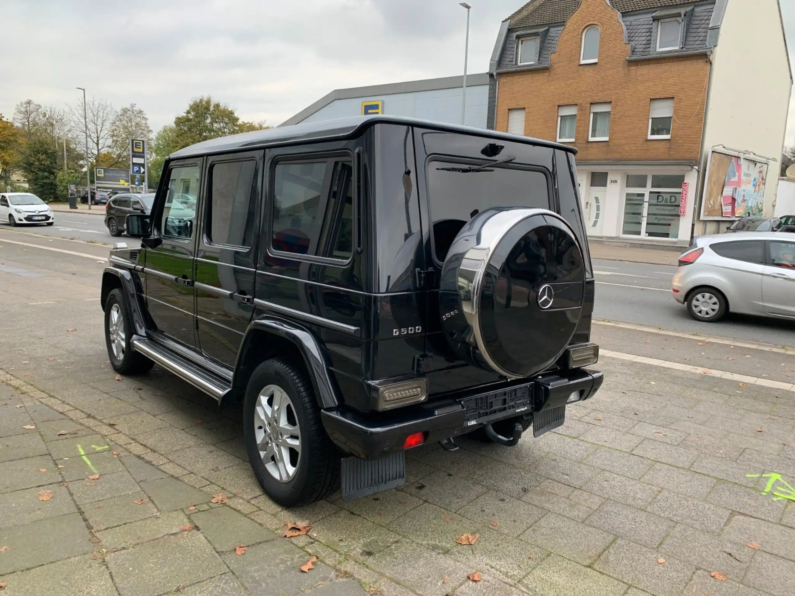 Mercedes-Benz - G 500