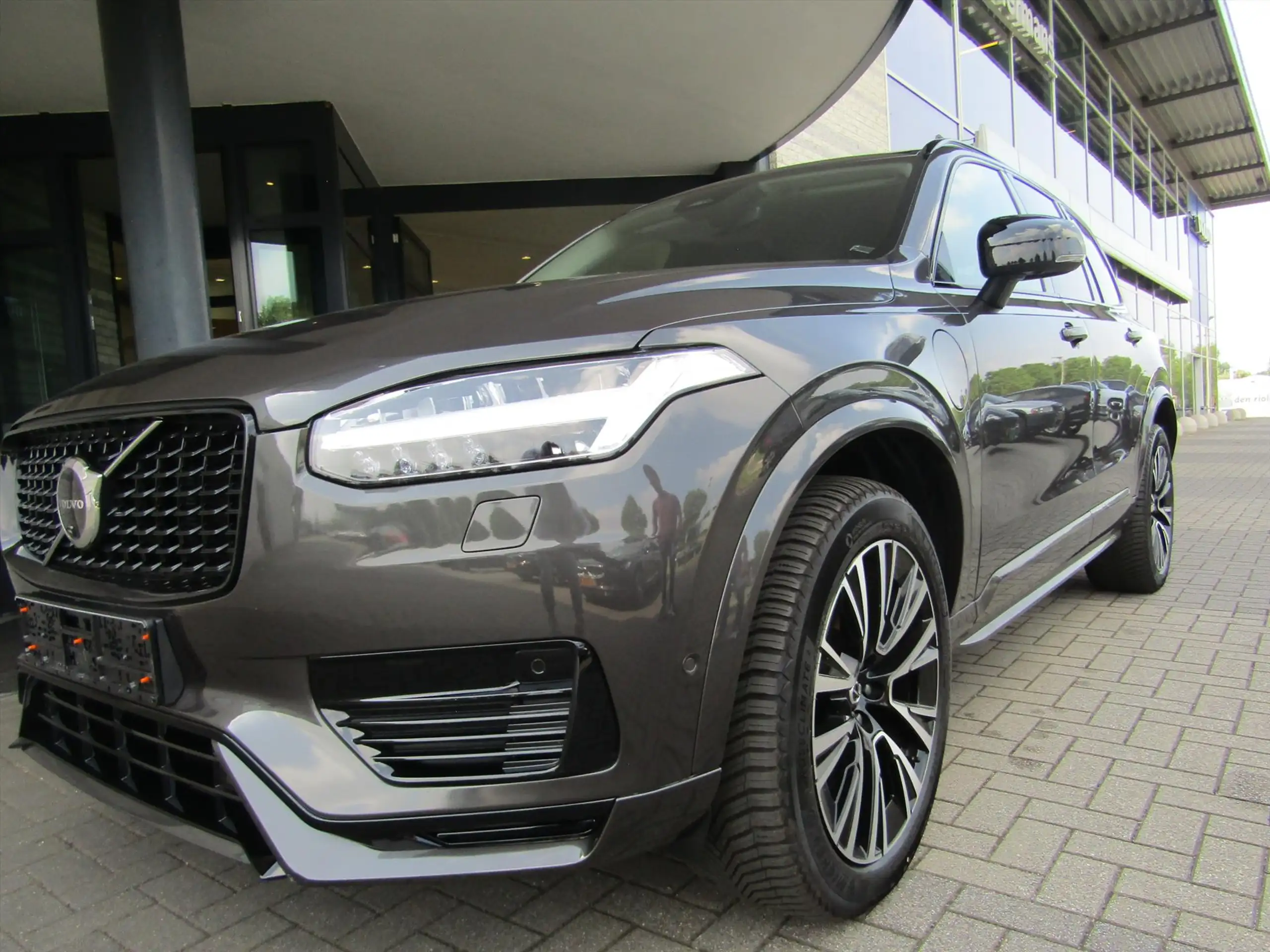 Volvo - XC90