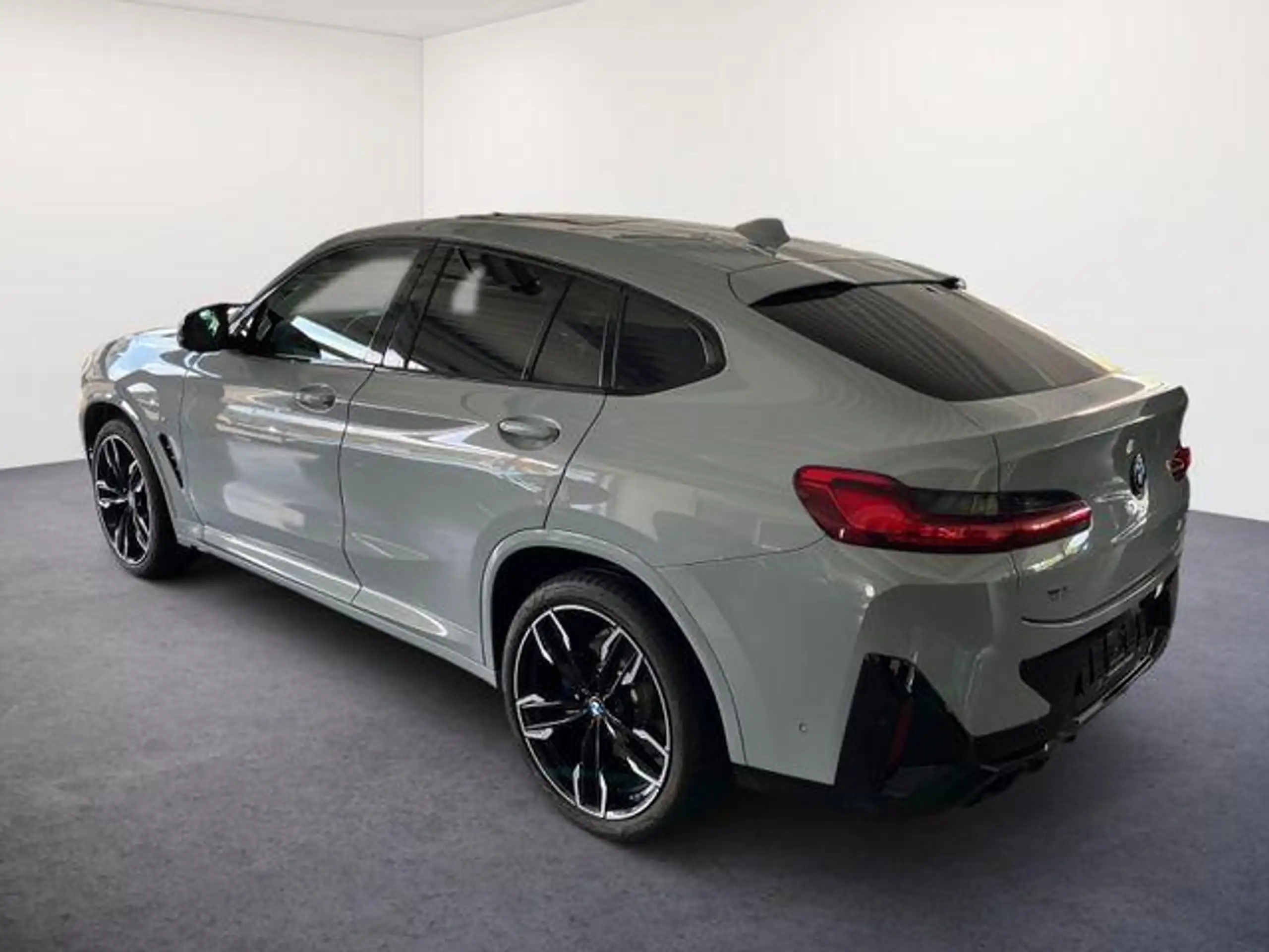 BMW - X4 M