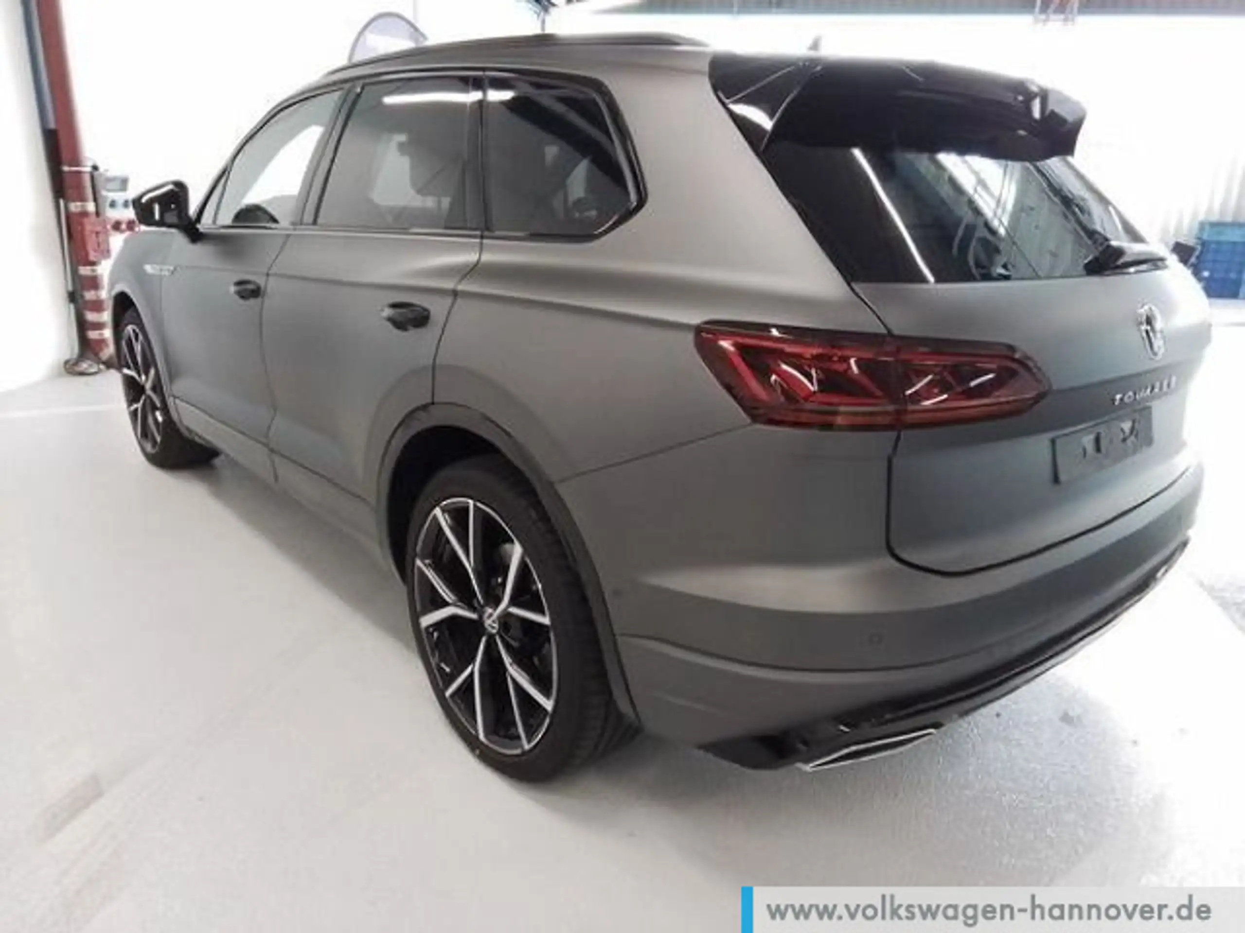 Volkswagen - Touareg