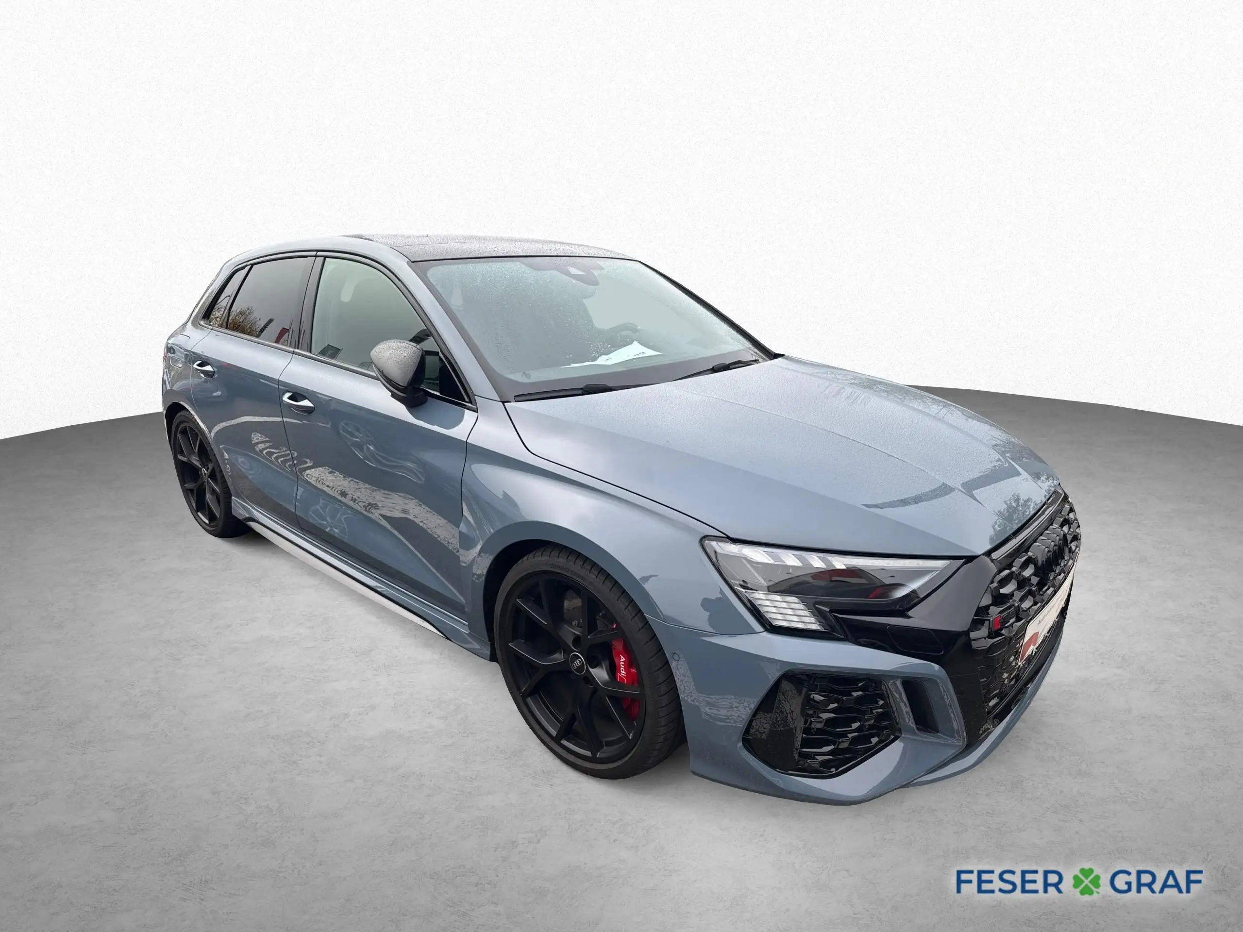 Audi - RS3