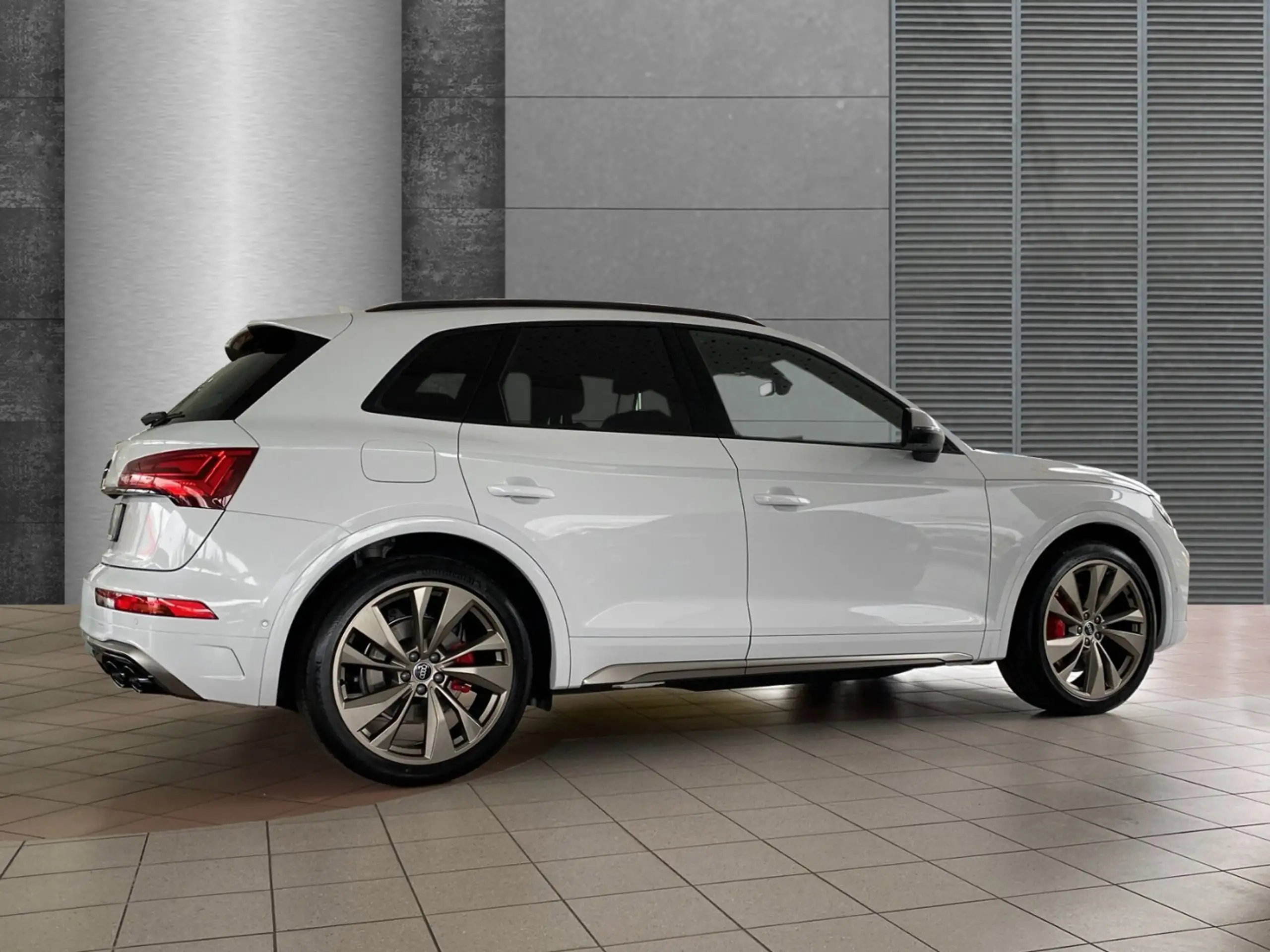 Audi - SQ5