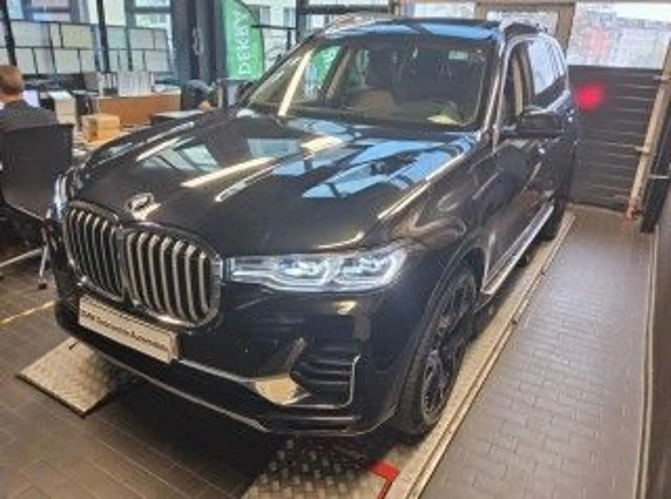 BMW - X7