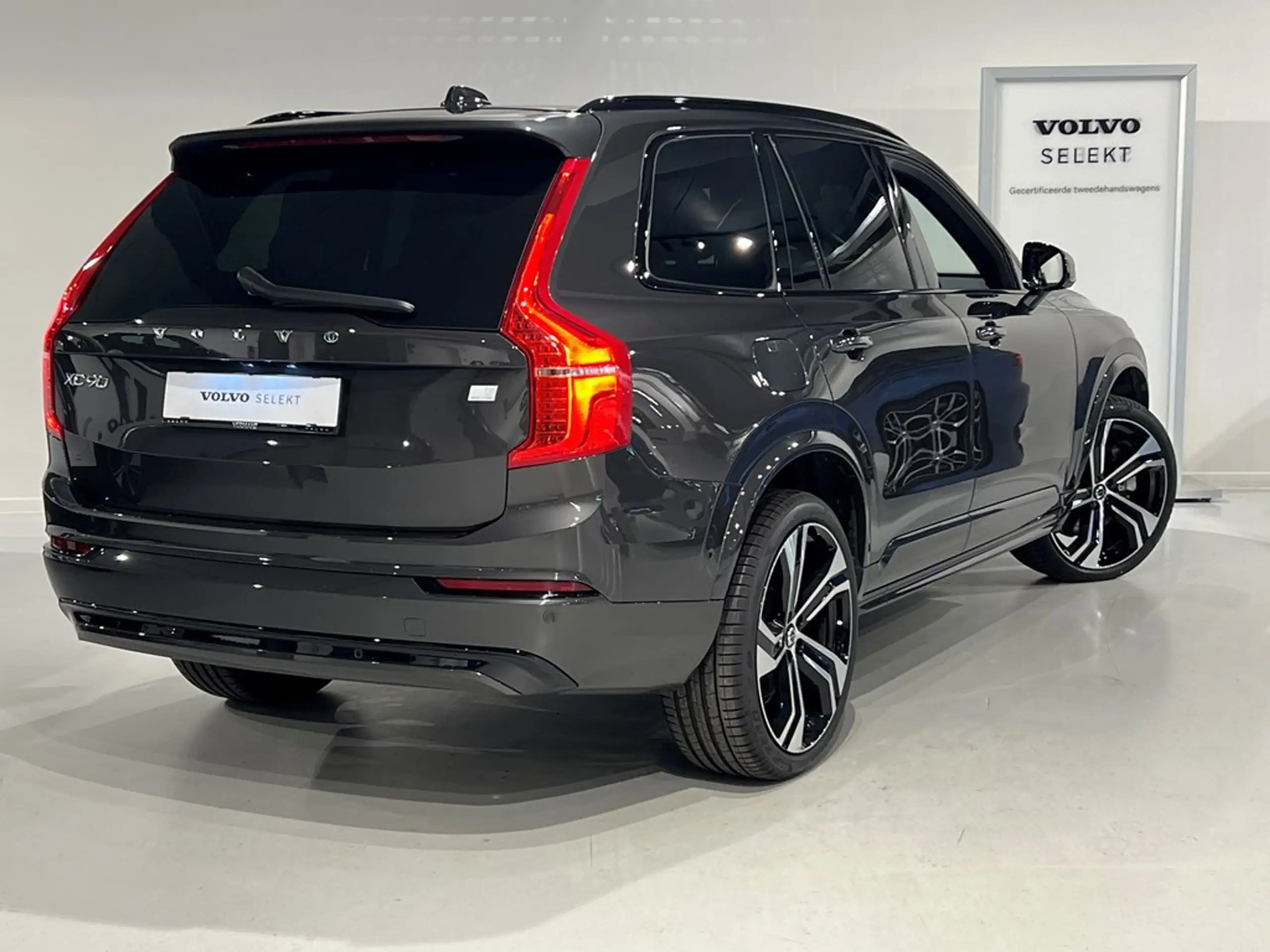 Volvo - XC90