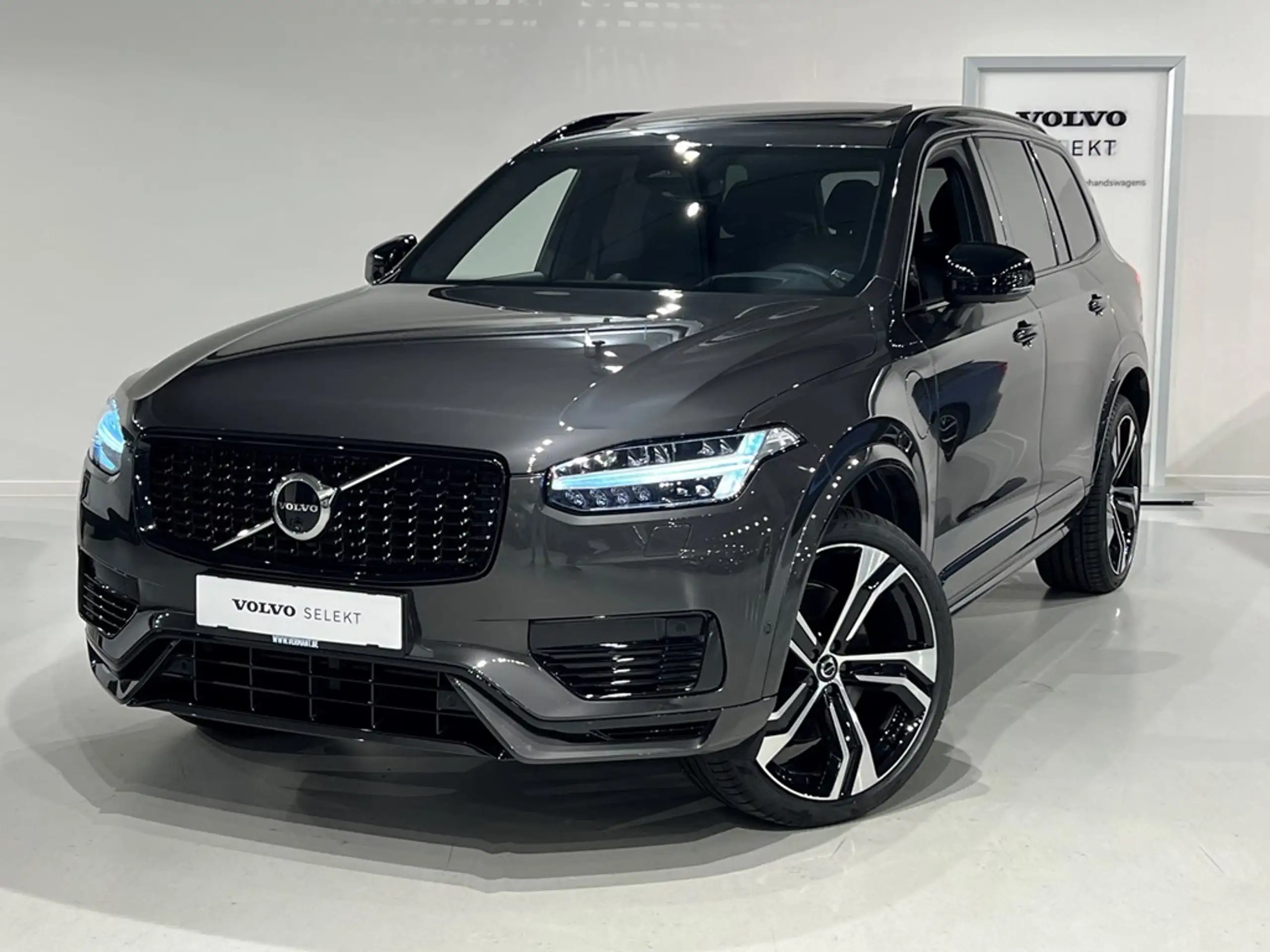 Volvo - XC90