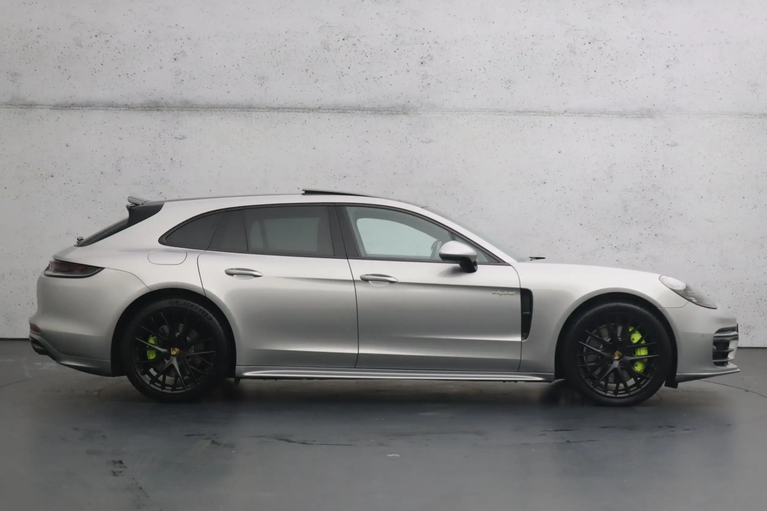 Porsche - Panamera