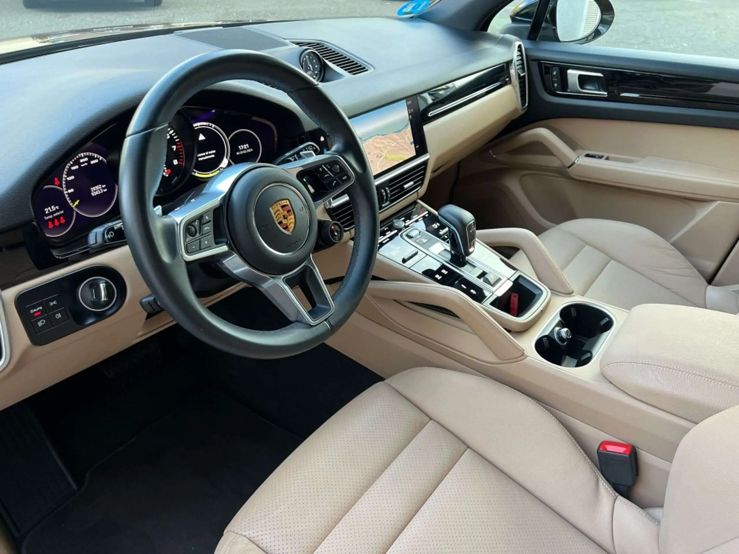 Porsche - Cayenne