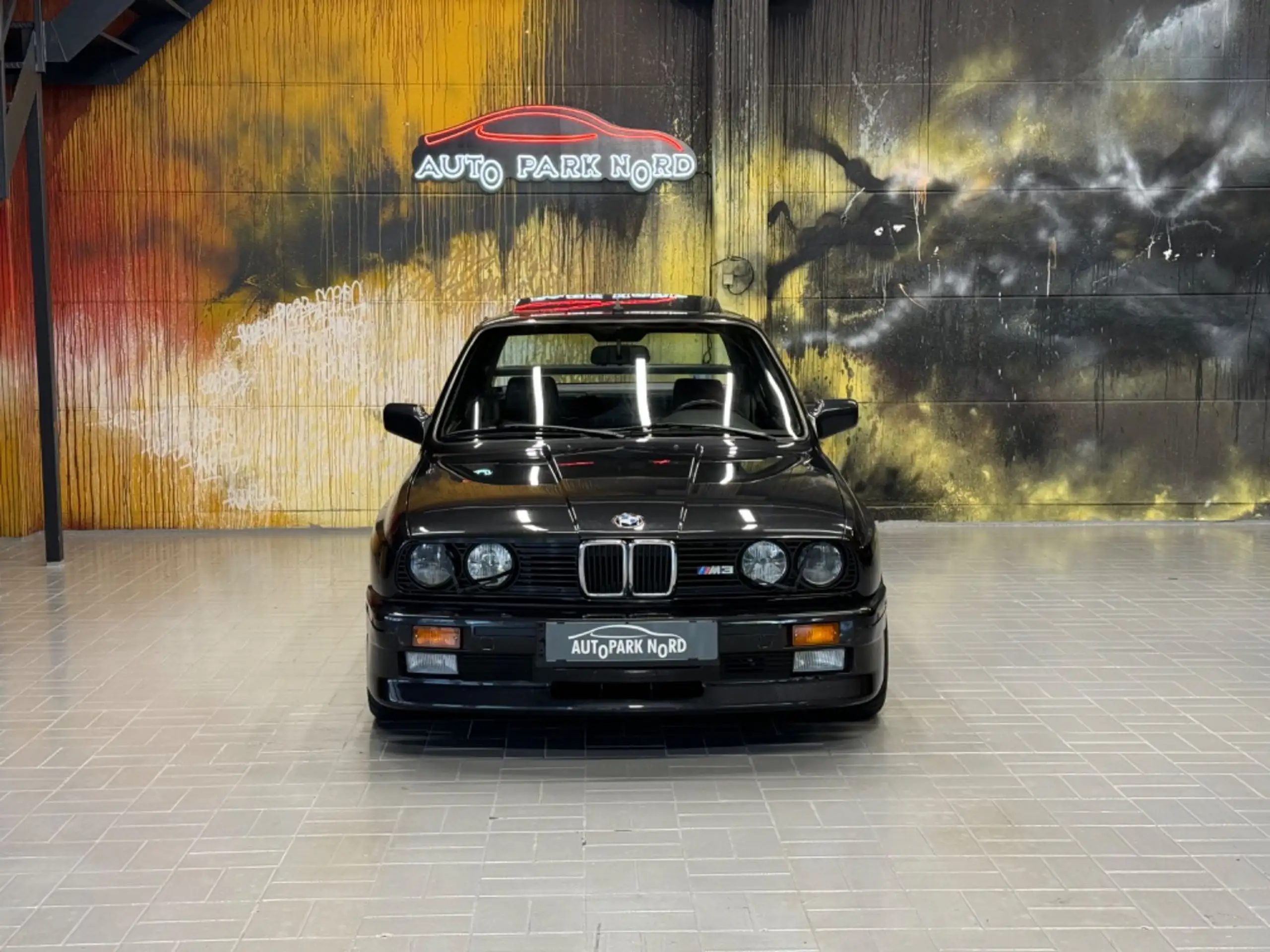 BMW - M3