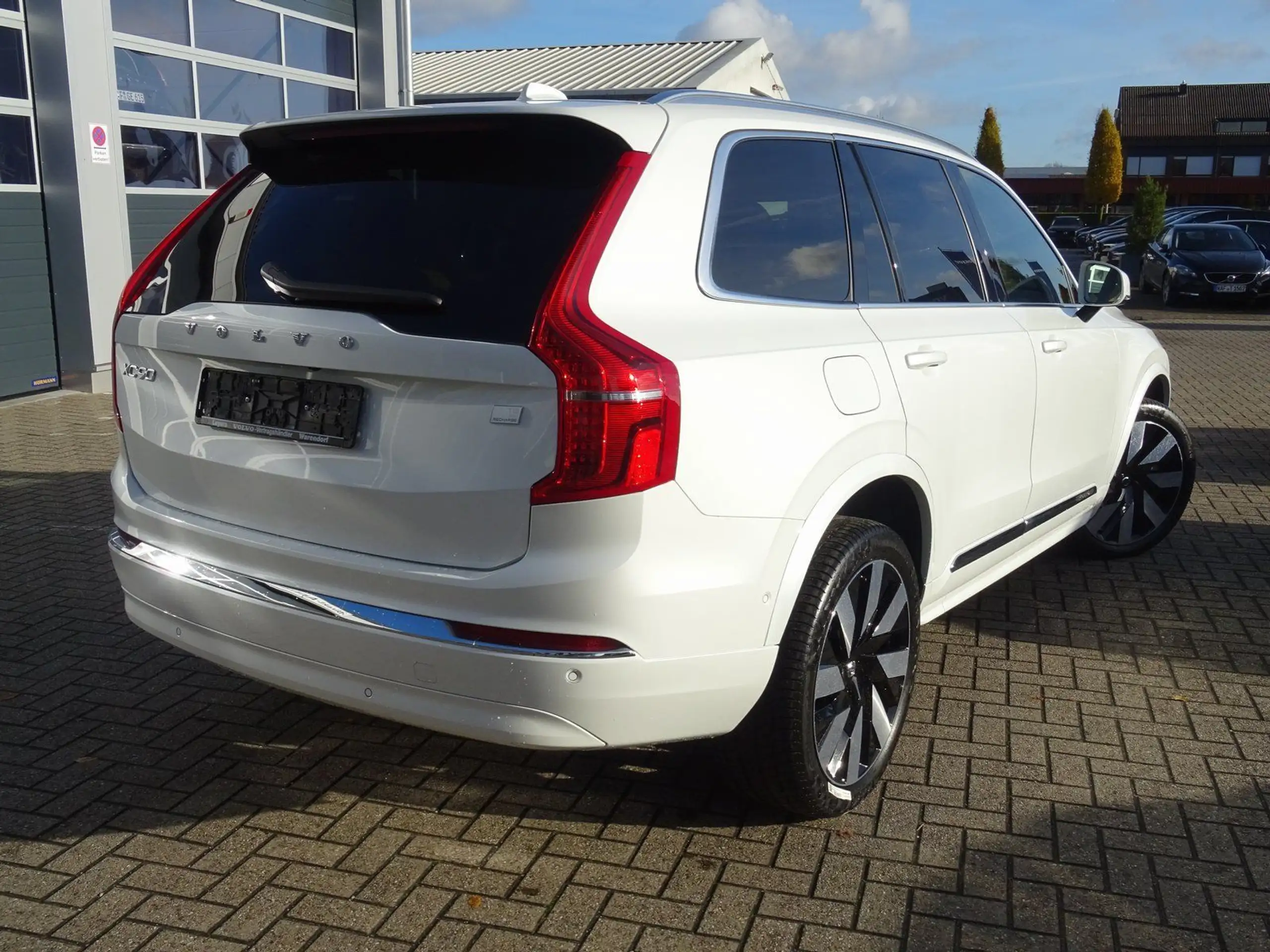 Volvo - XC90