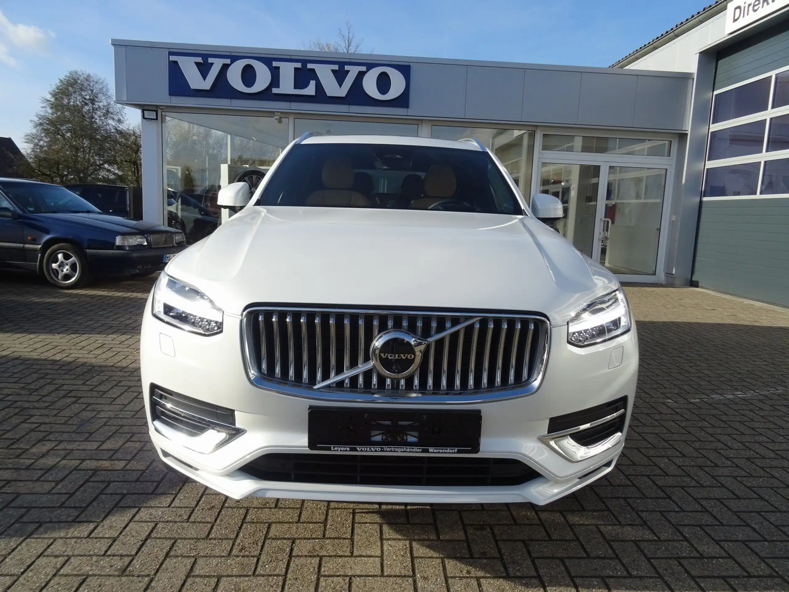 Volvo - XC90