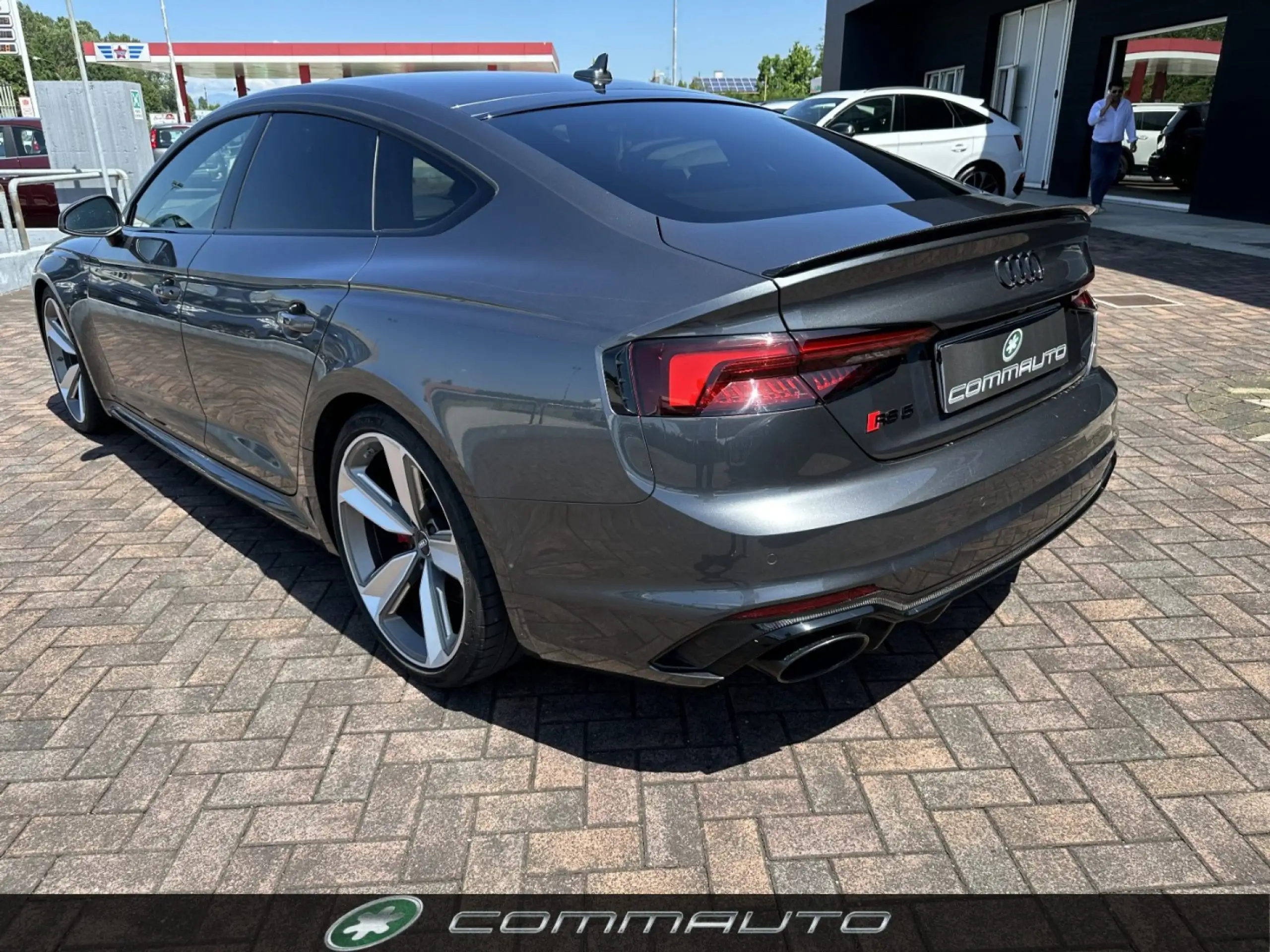 Audi - RS5