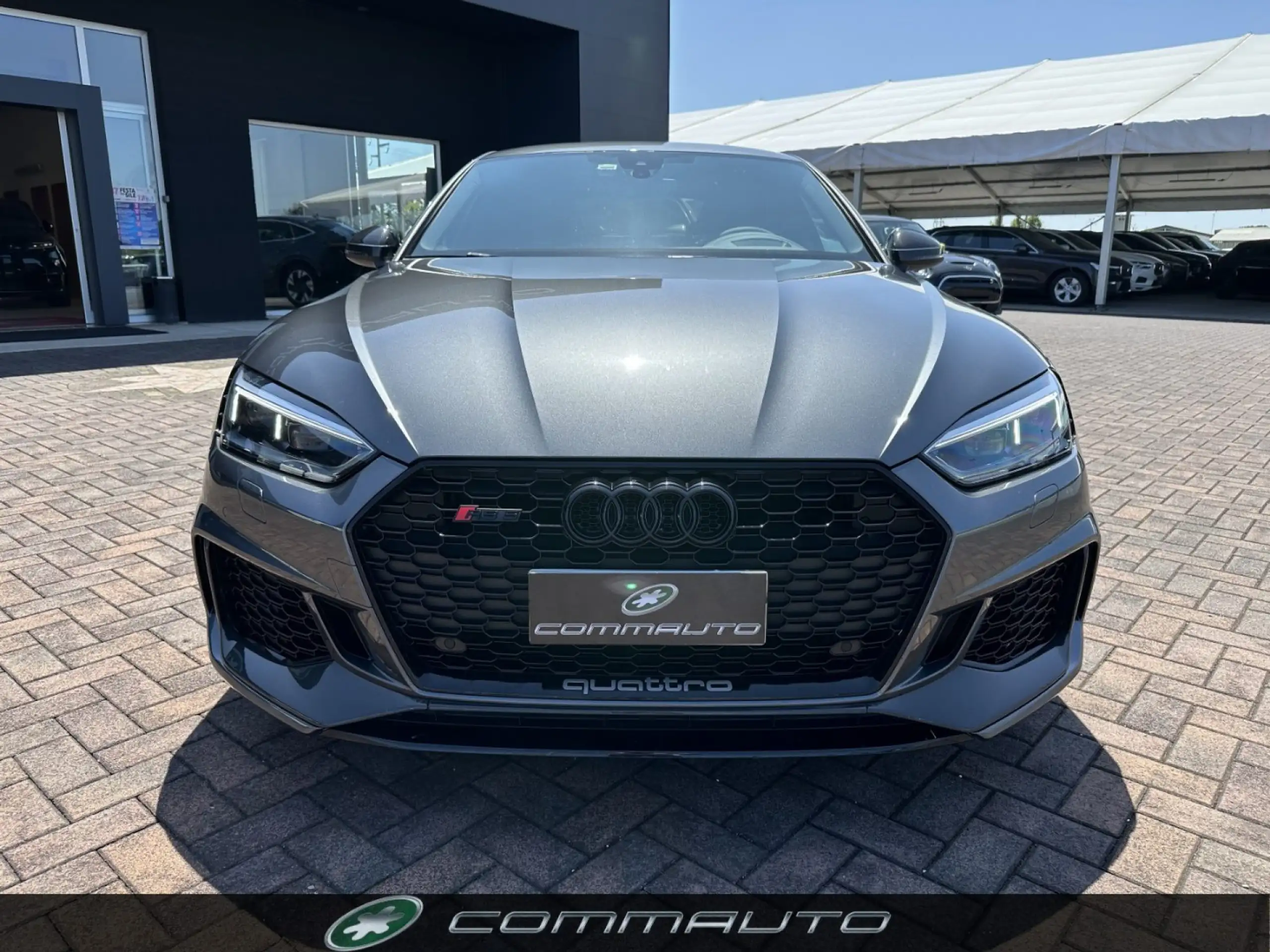 Audi - RS5