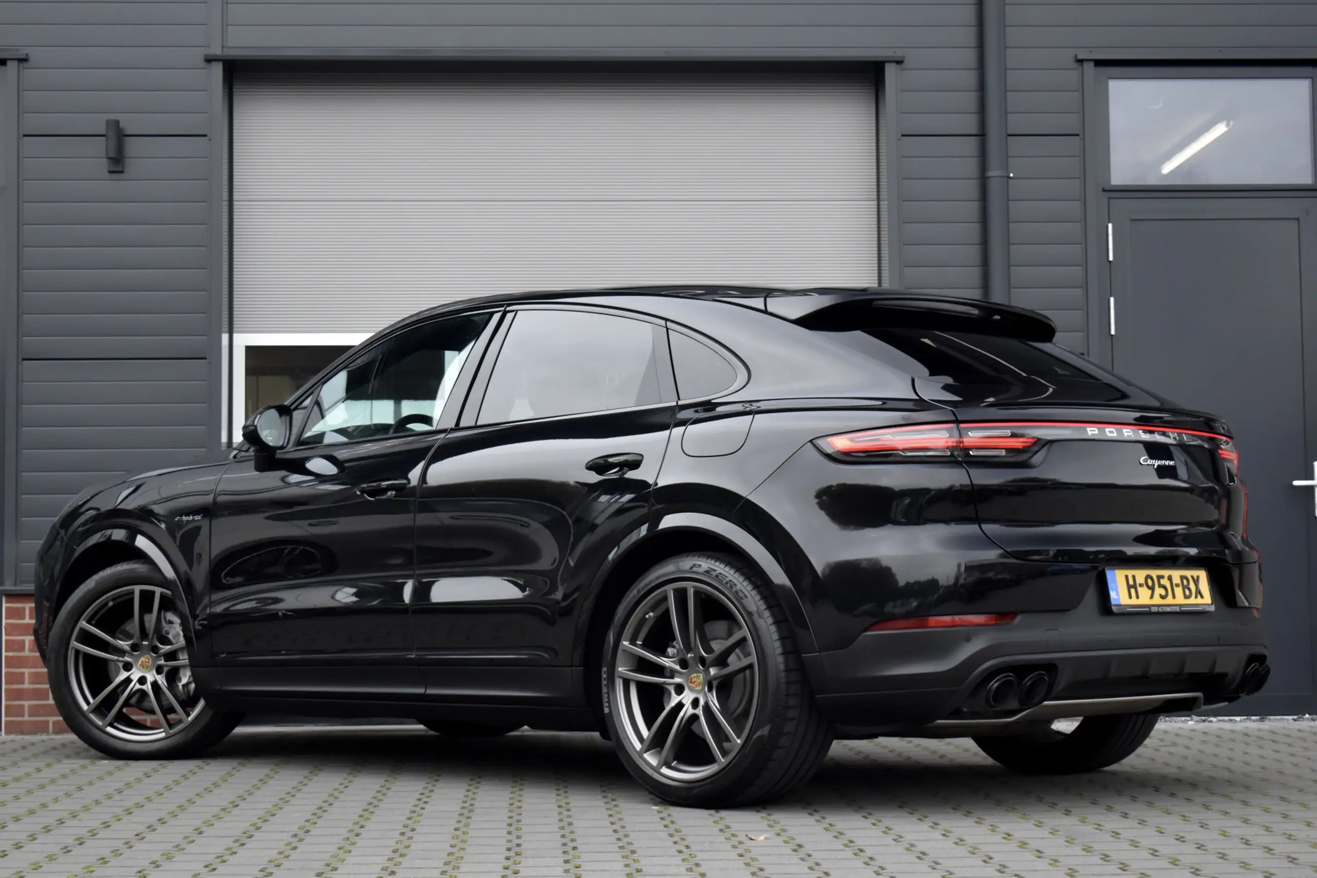 Porsche - Cayenne