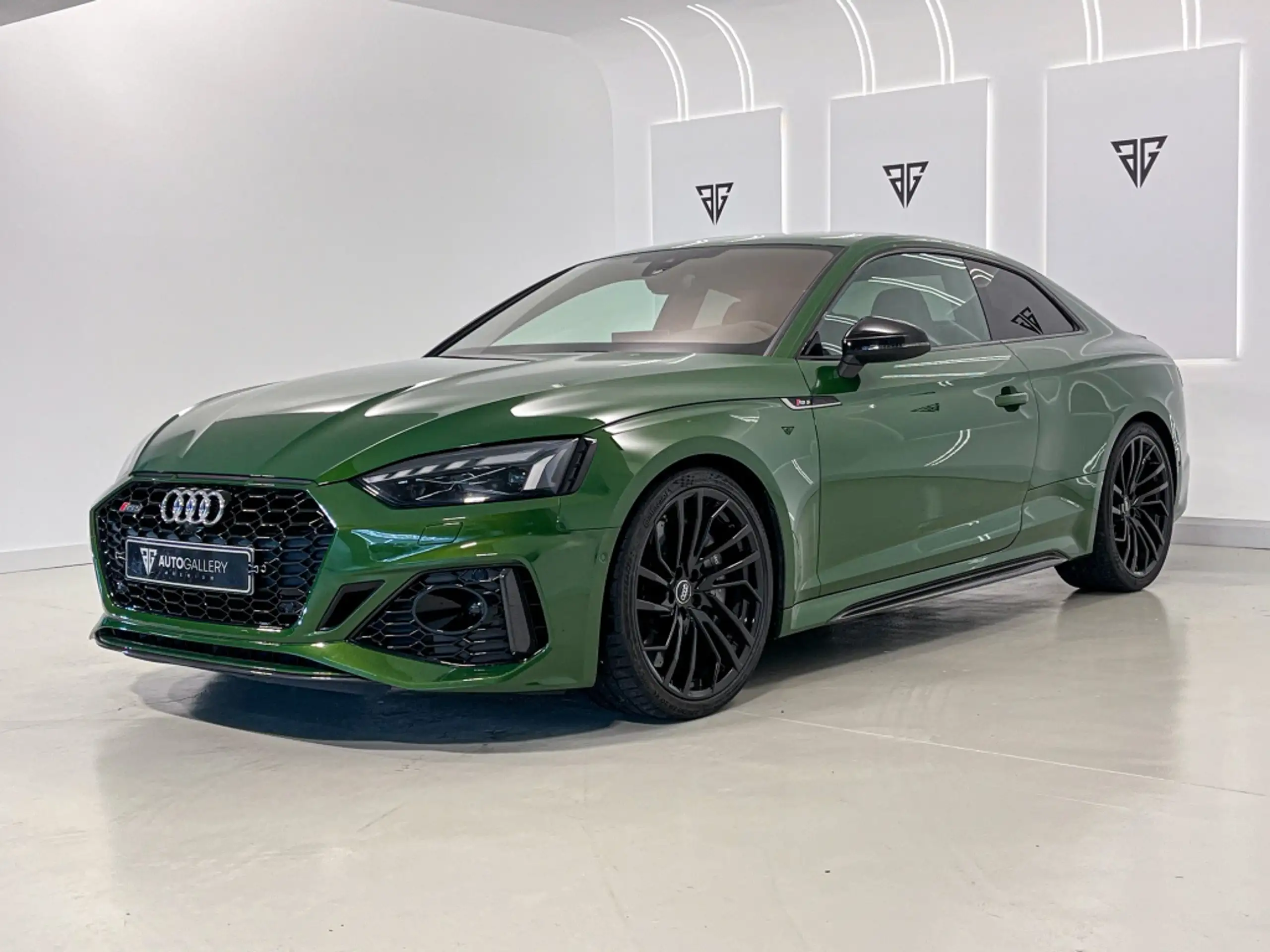 Audi - RS5