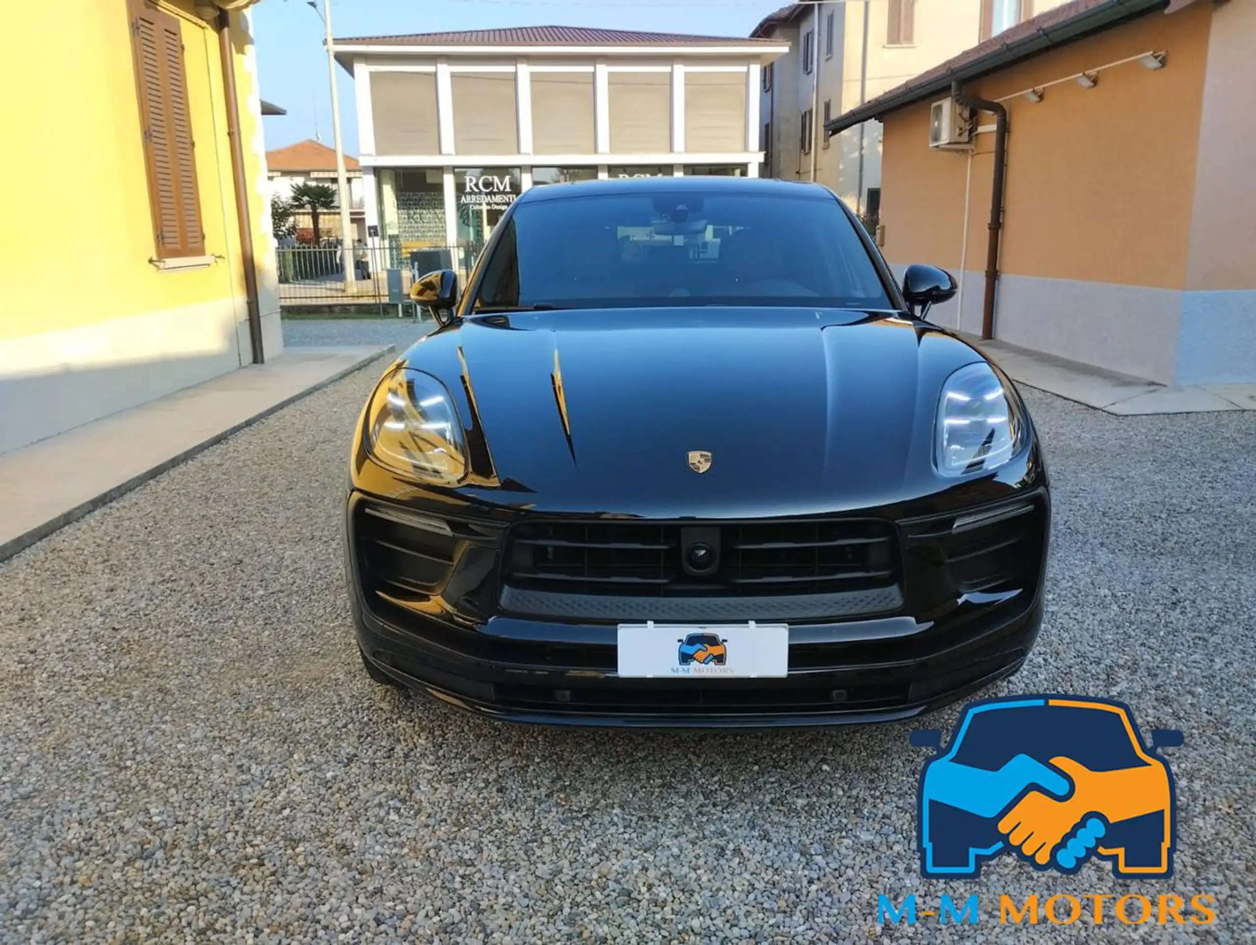 Porsche - Macan