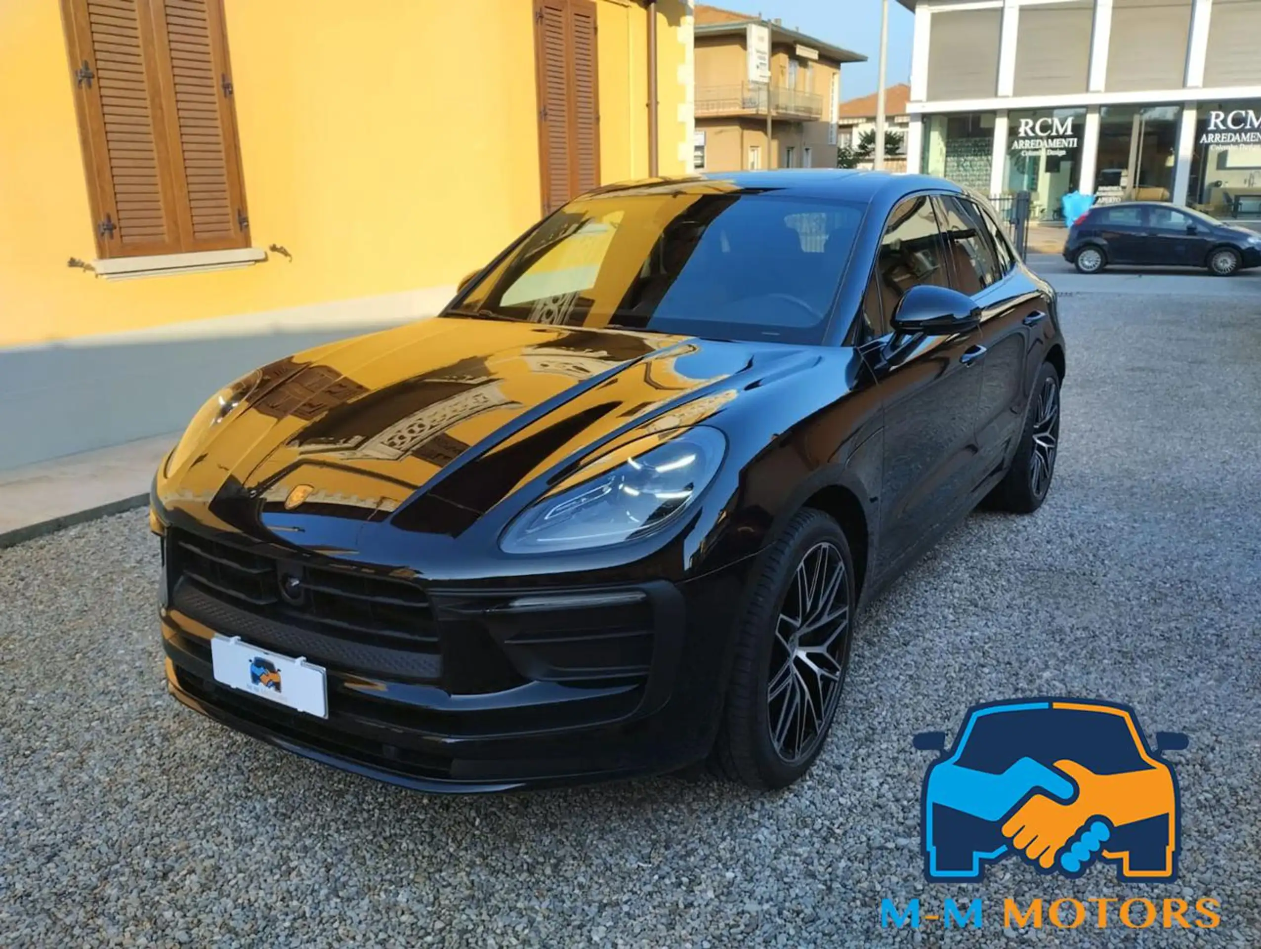 Porsche - Macan