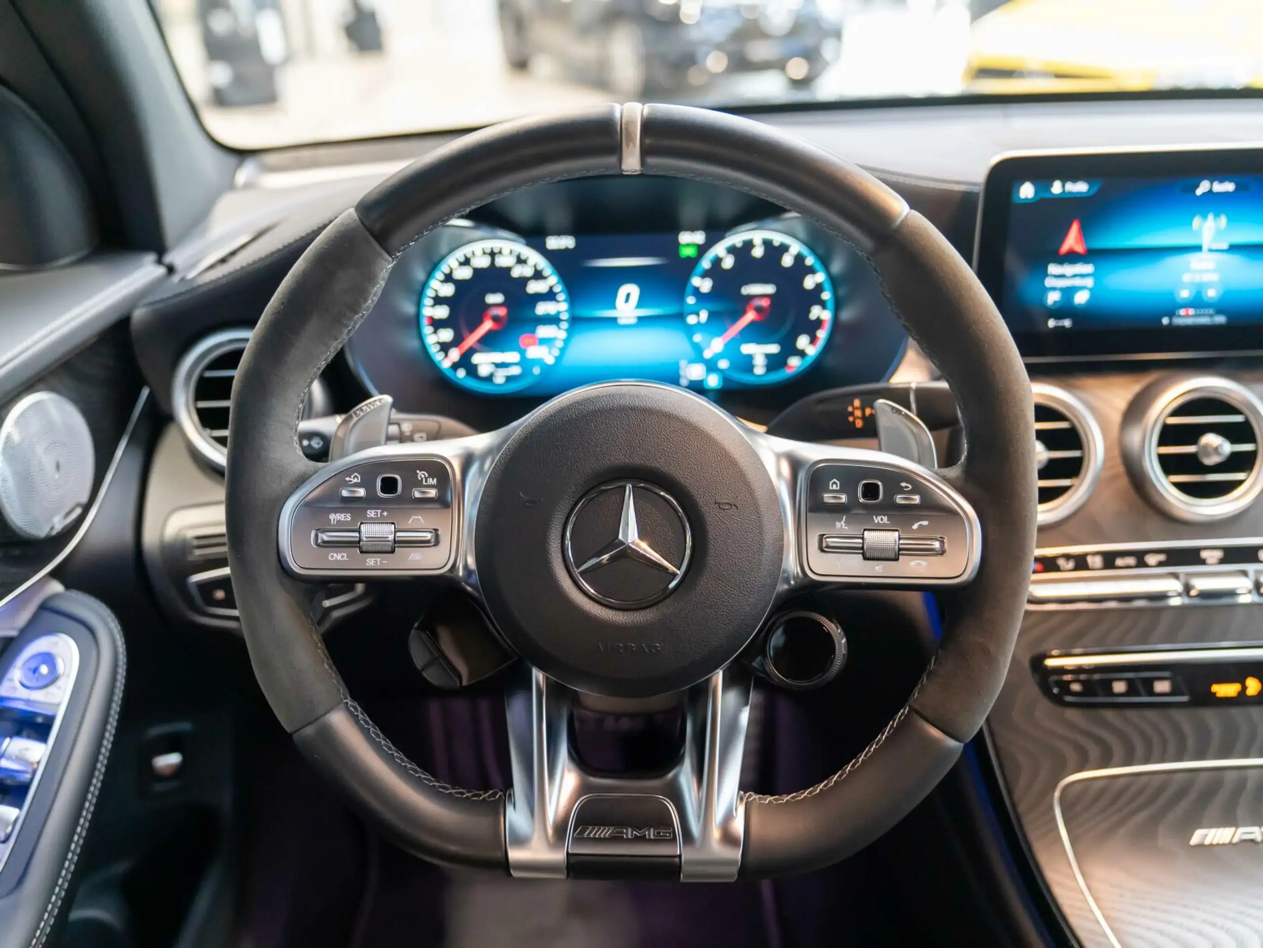 Mercedes-Benz - GLC 63 AMG