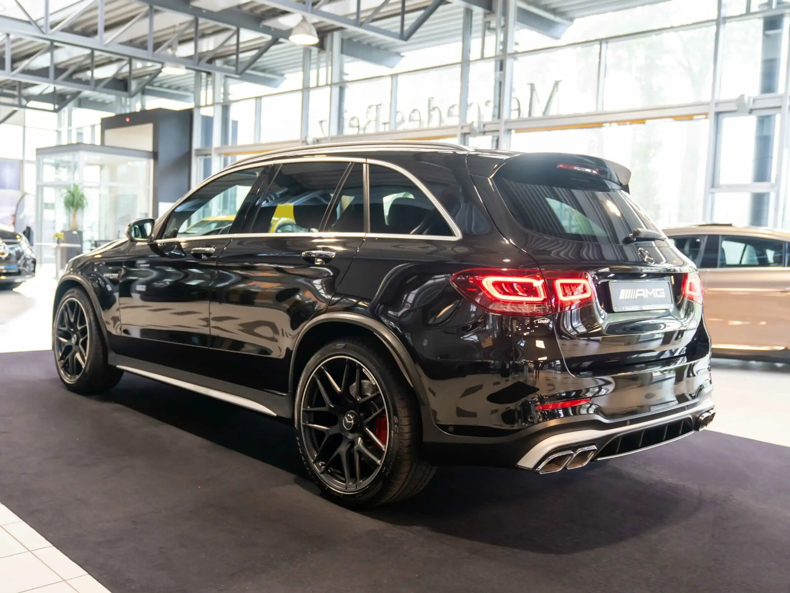 Mercedes-Benz - GLC 63 AMG