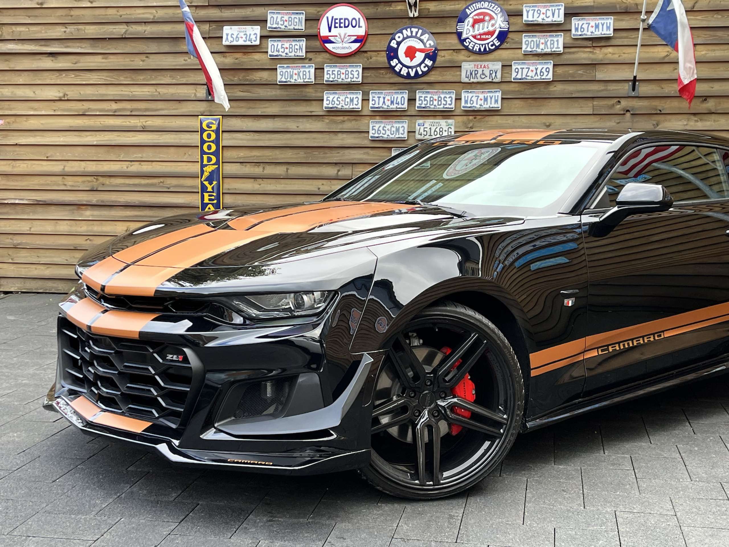 Chevrolet - Camaro