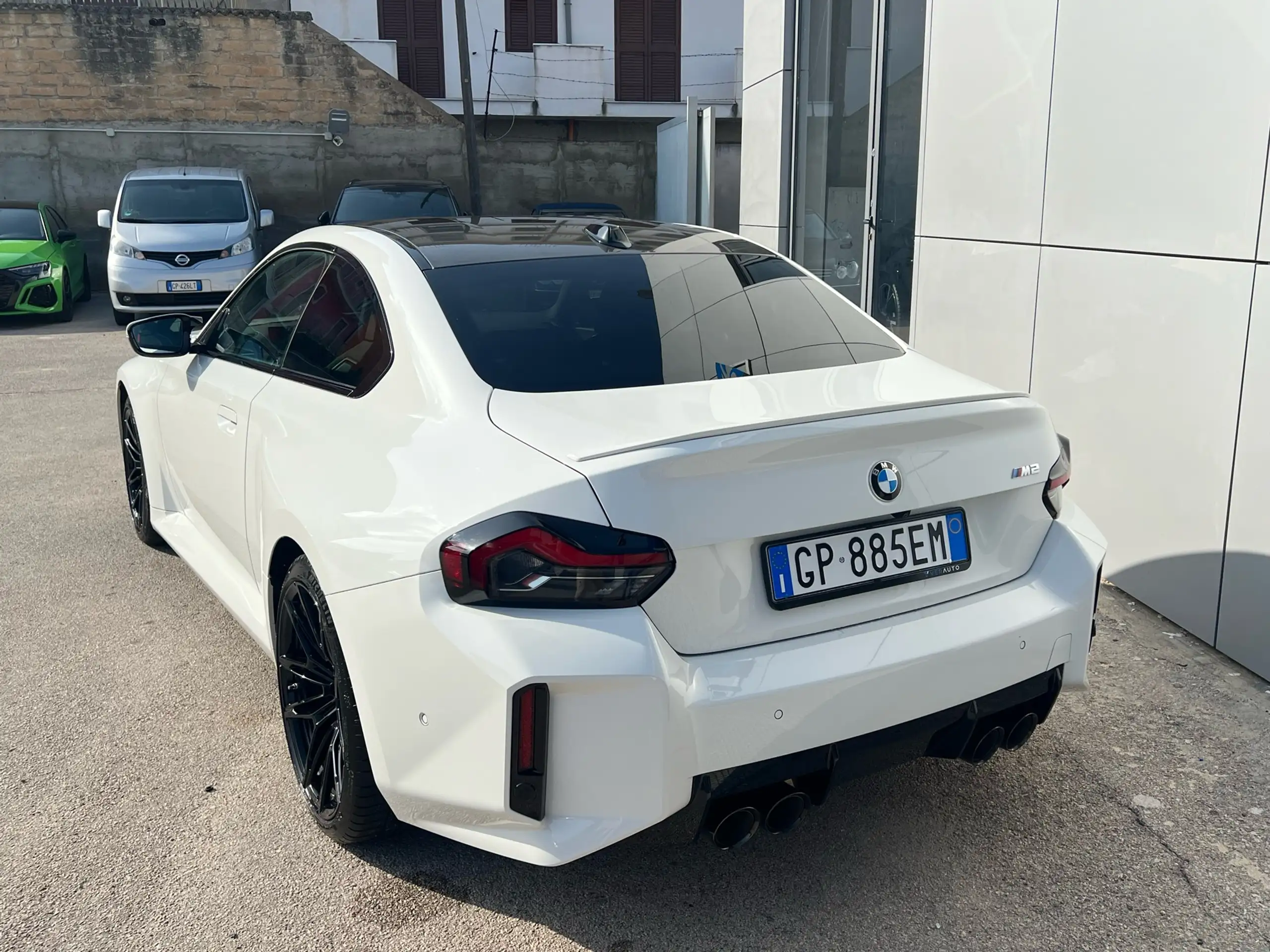 BMW - M2