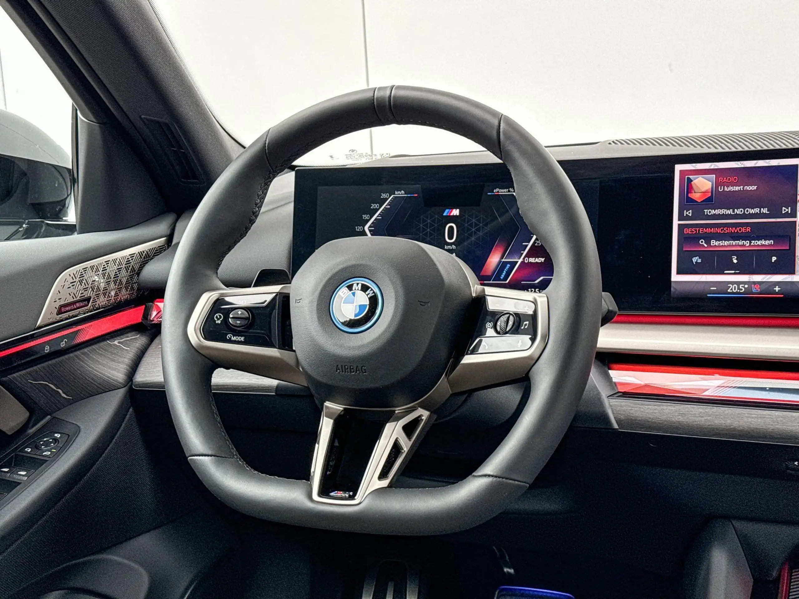 BMW - i5