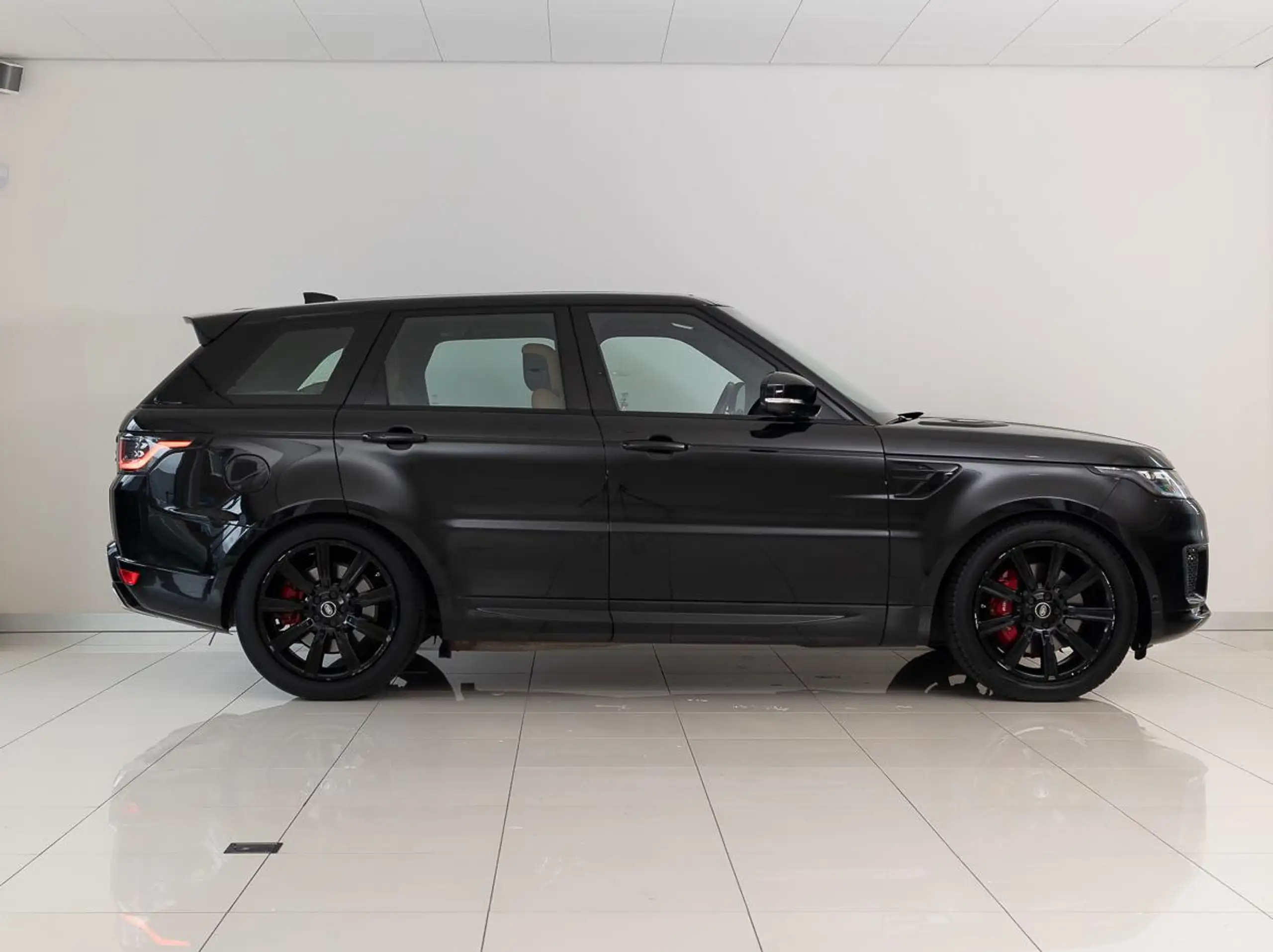 Land Rover - Range Rover Sport