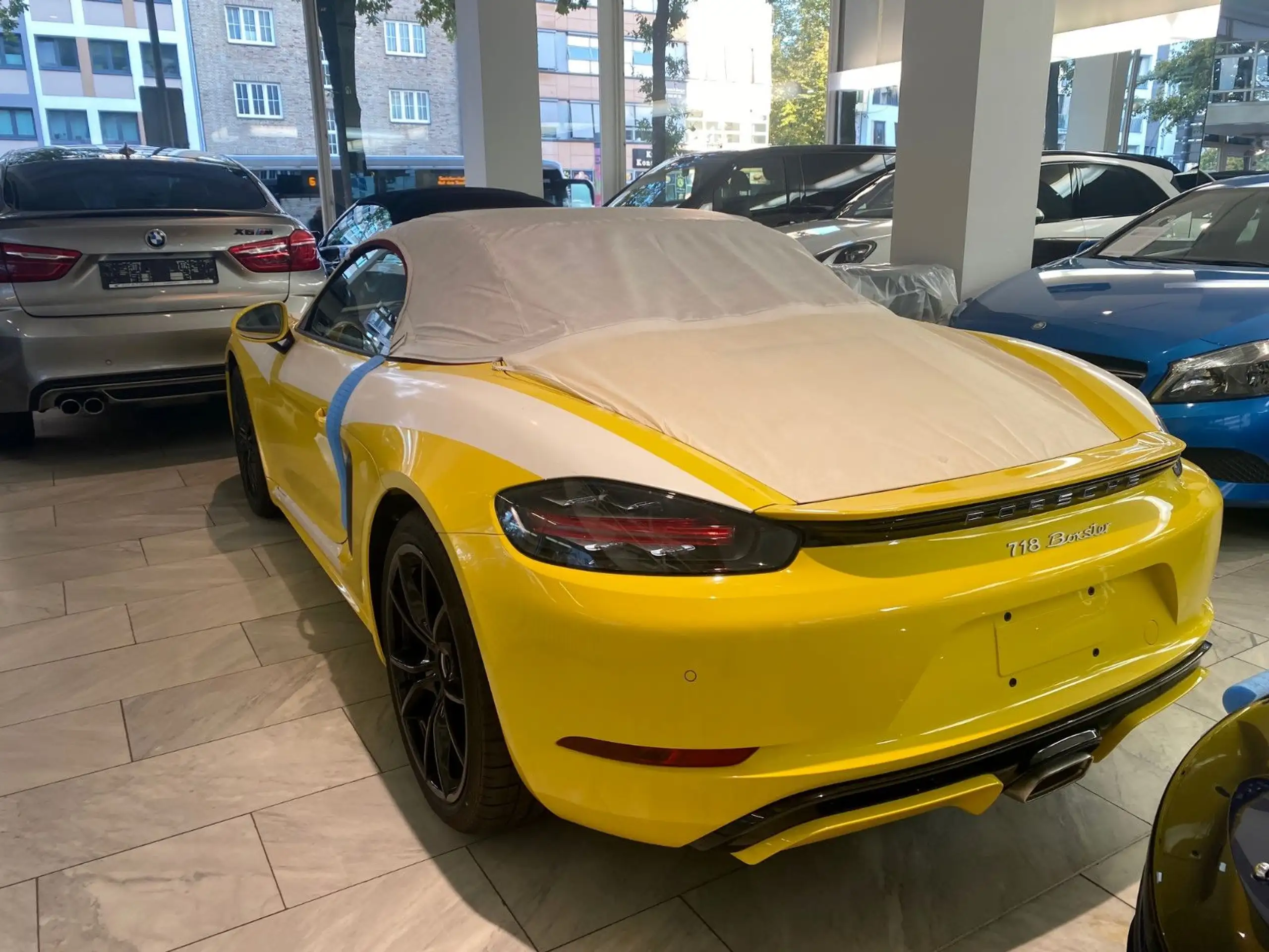 Porsche - Boxster